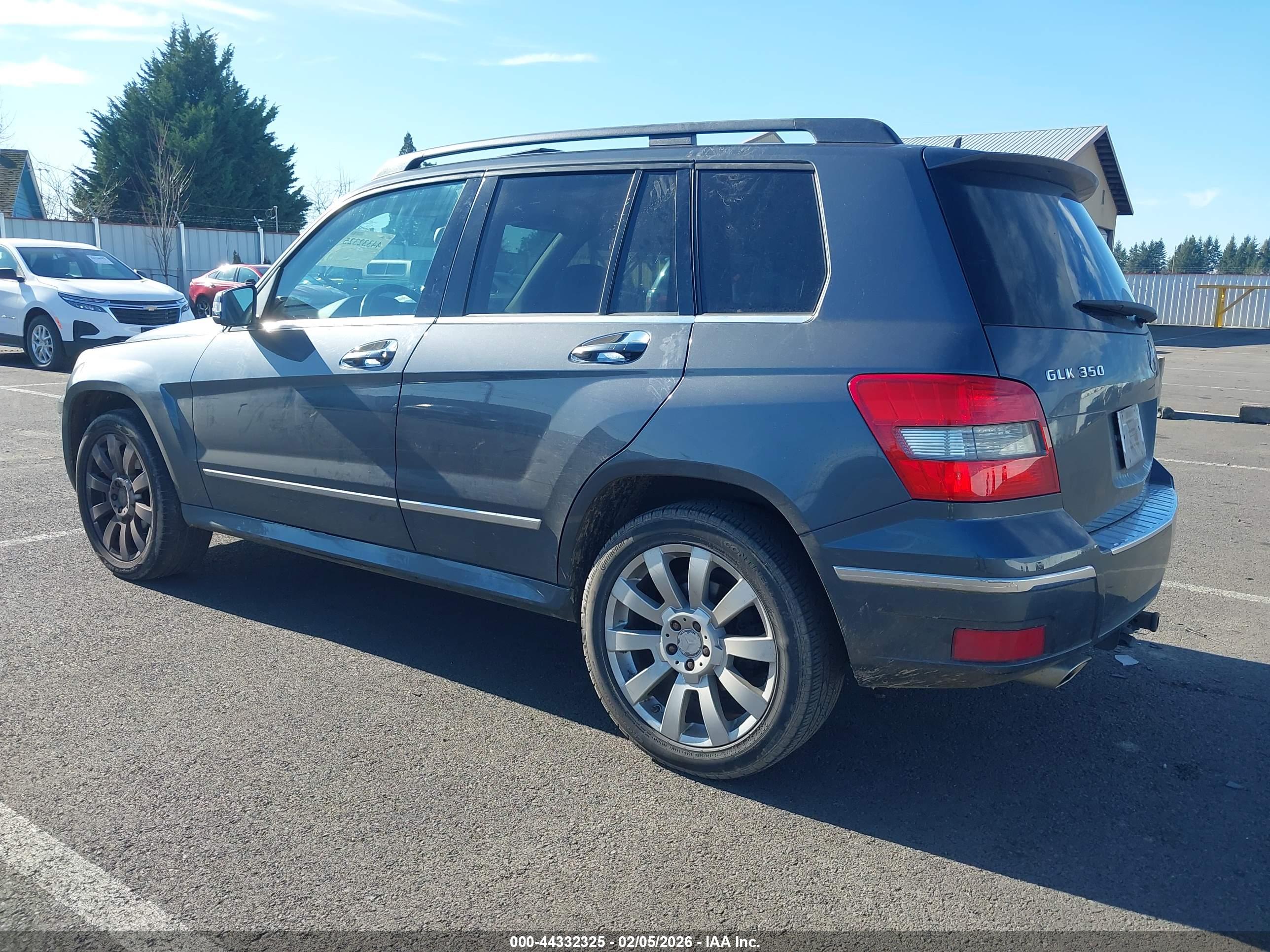 MERCEDES-BENZ GLK image 3