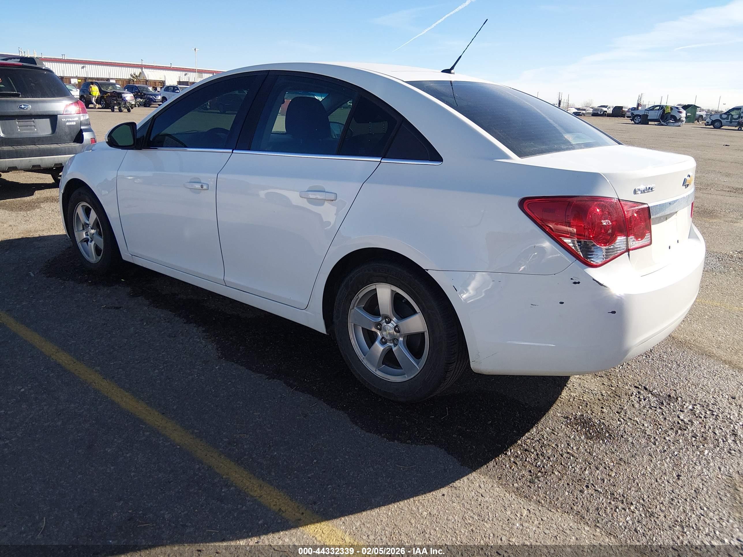 CHEVROLET CRUZE image 3