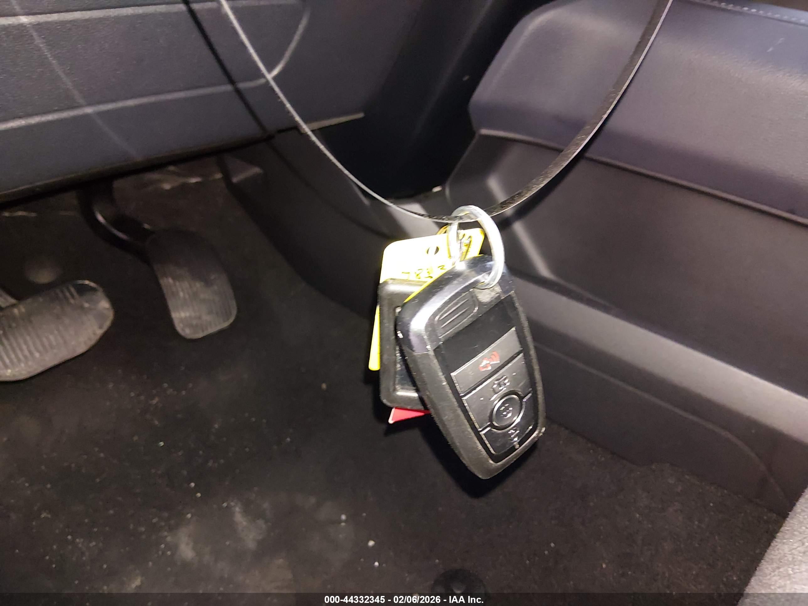FORD EXPEDITION image 11