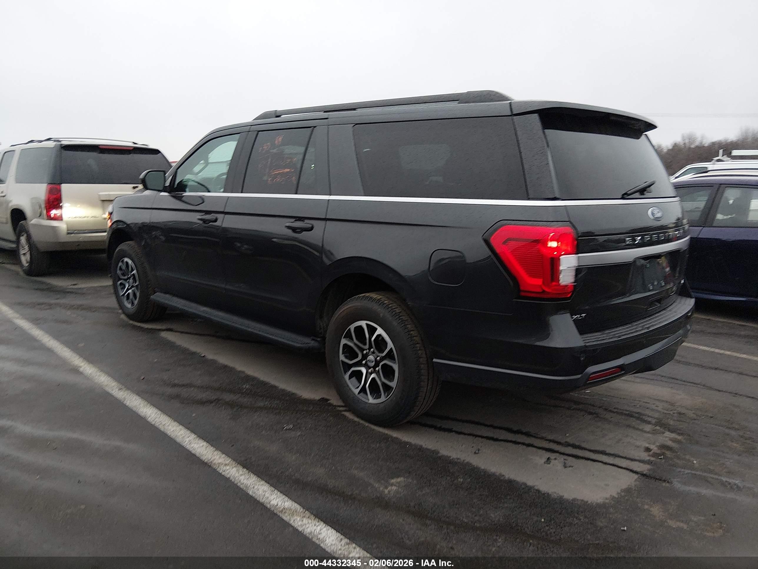 FORD EXPEDITION image 3
