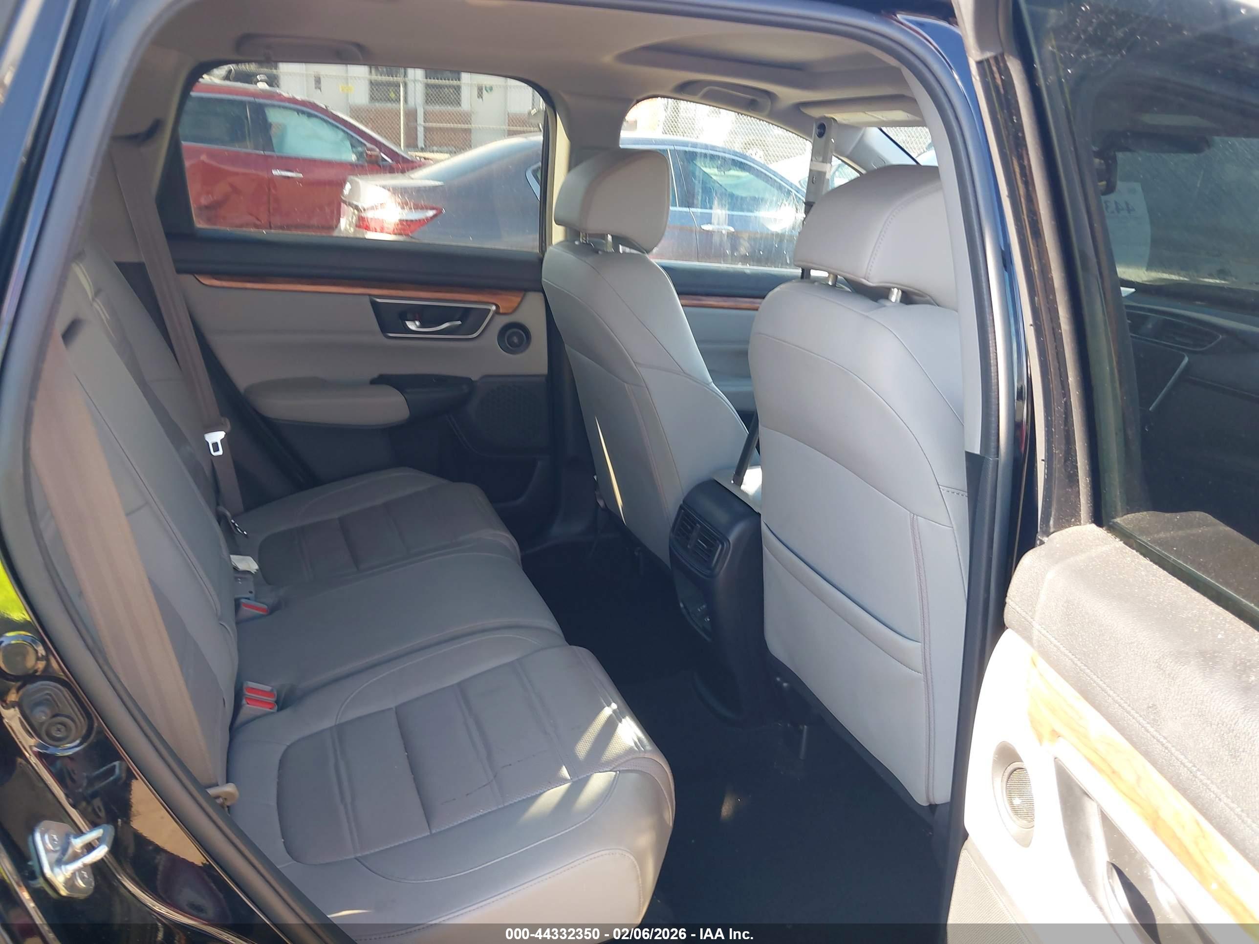 HONDA CR-V image 8