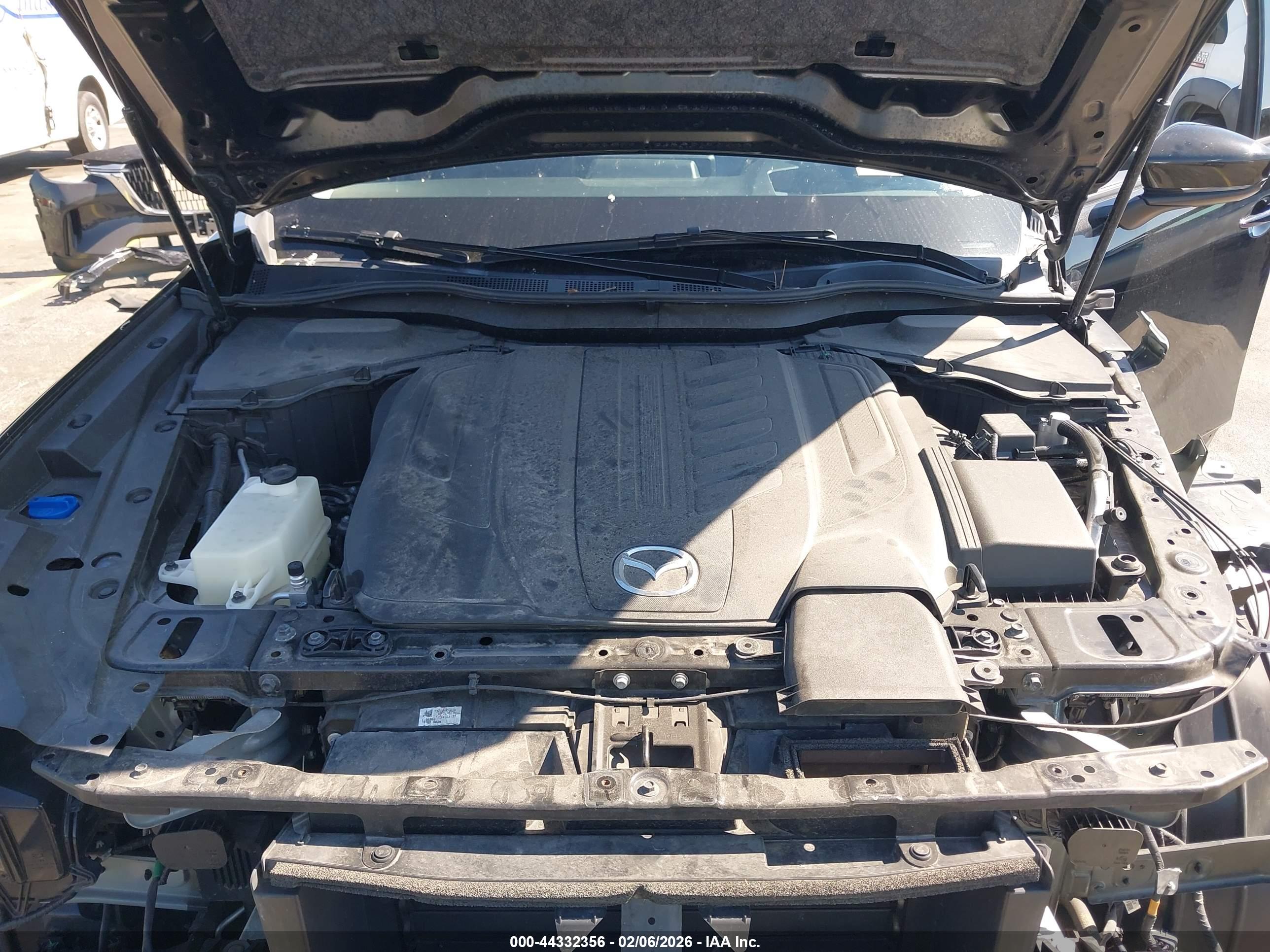 MAZDA CX-90 image 10