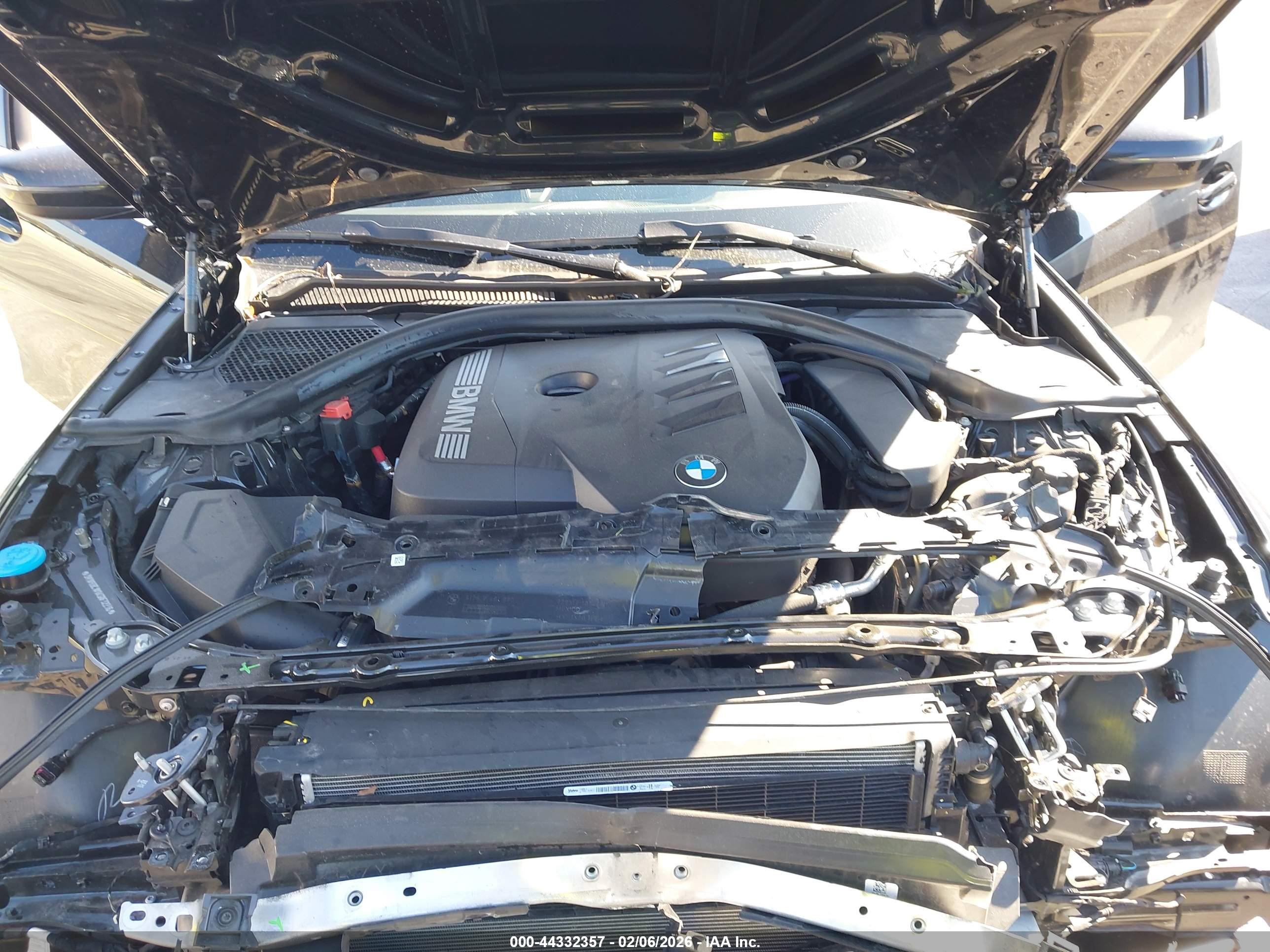 BMW 330I image 10