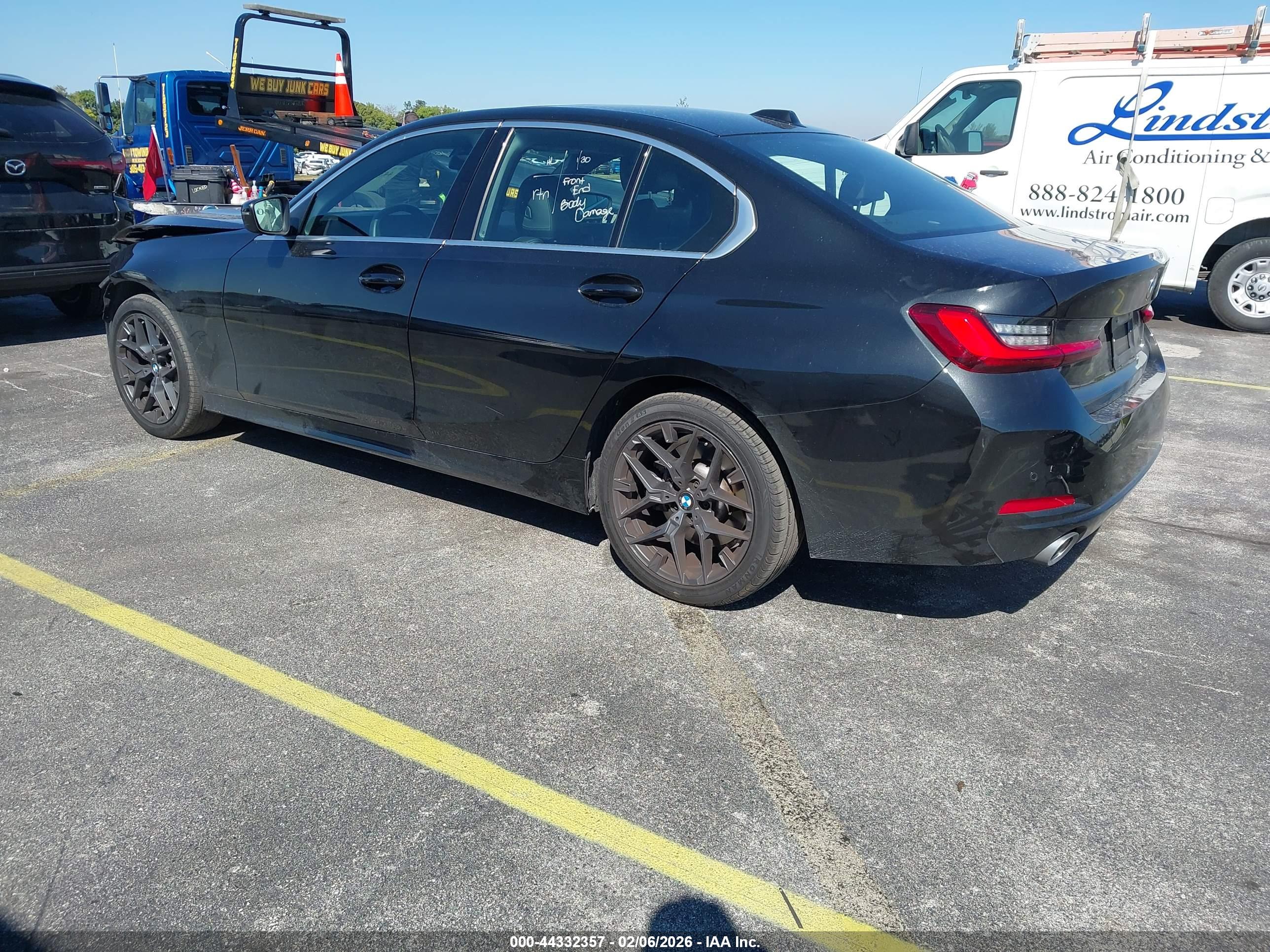 BMW 330I image 3