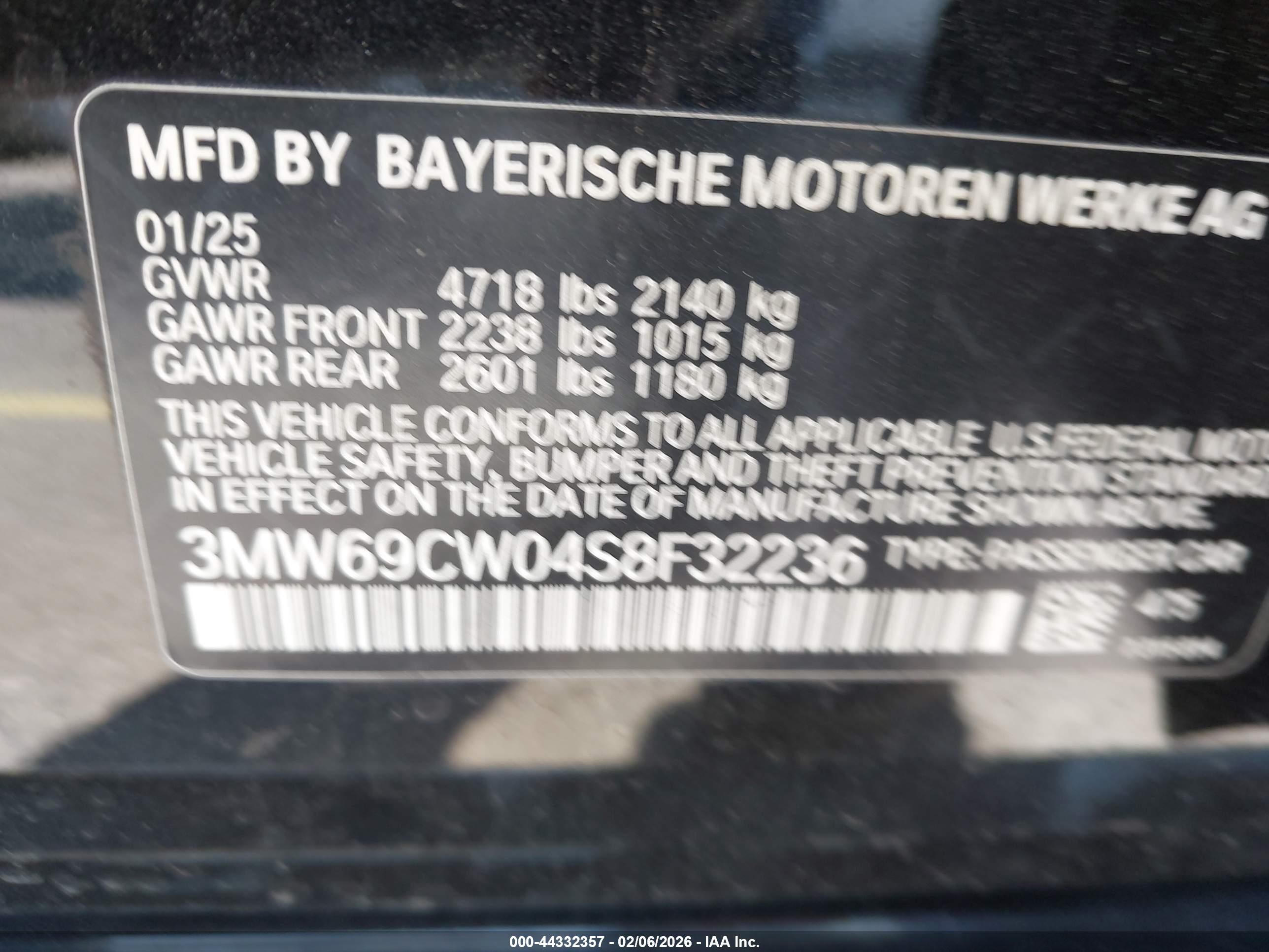 BMW 330I image 9