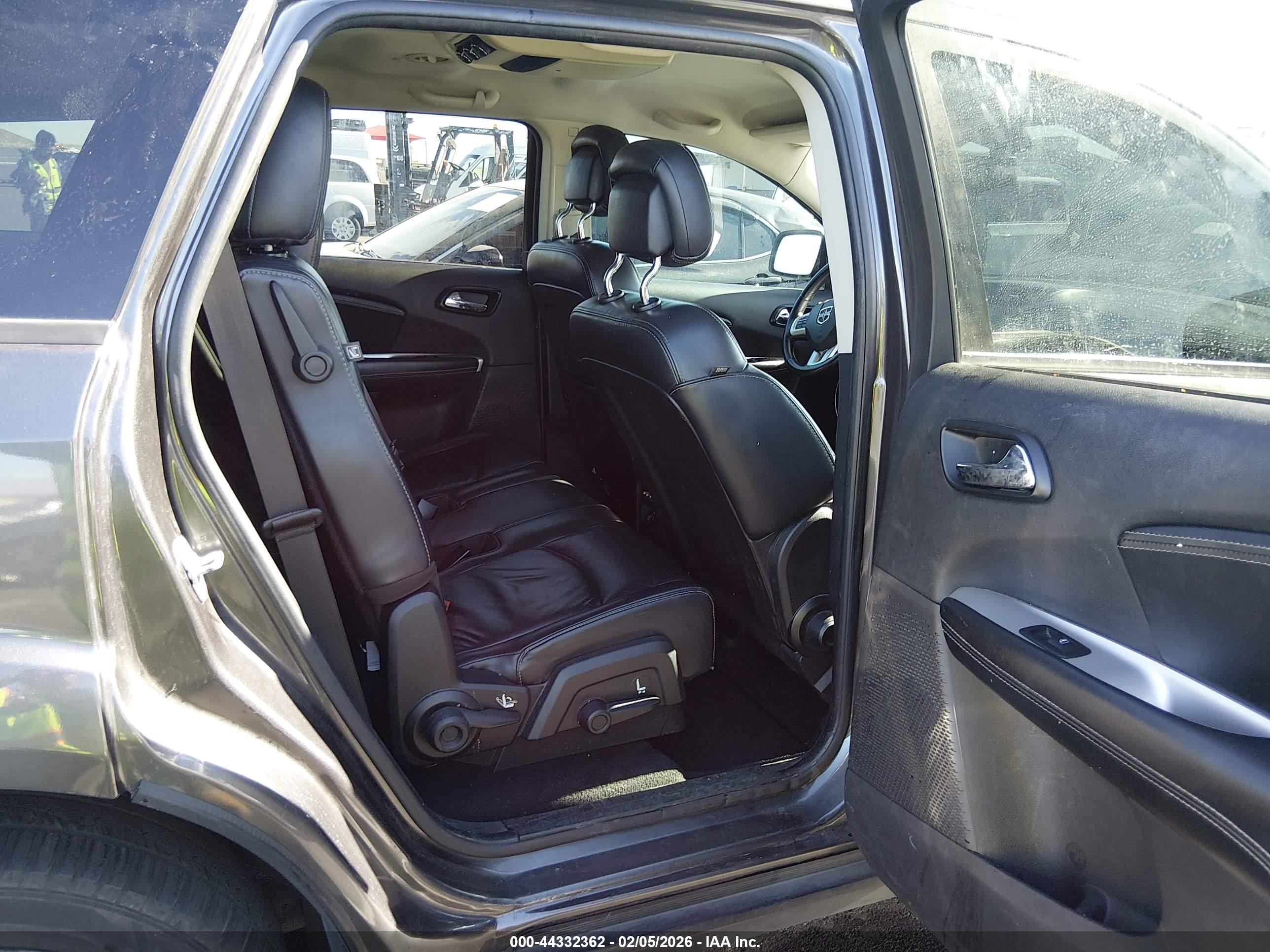 DODGE JOURNEY image 8