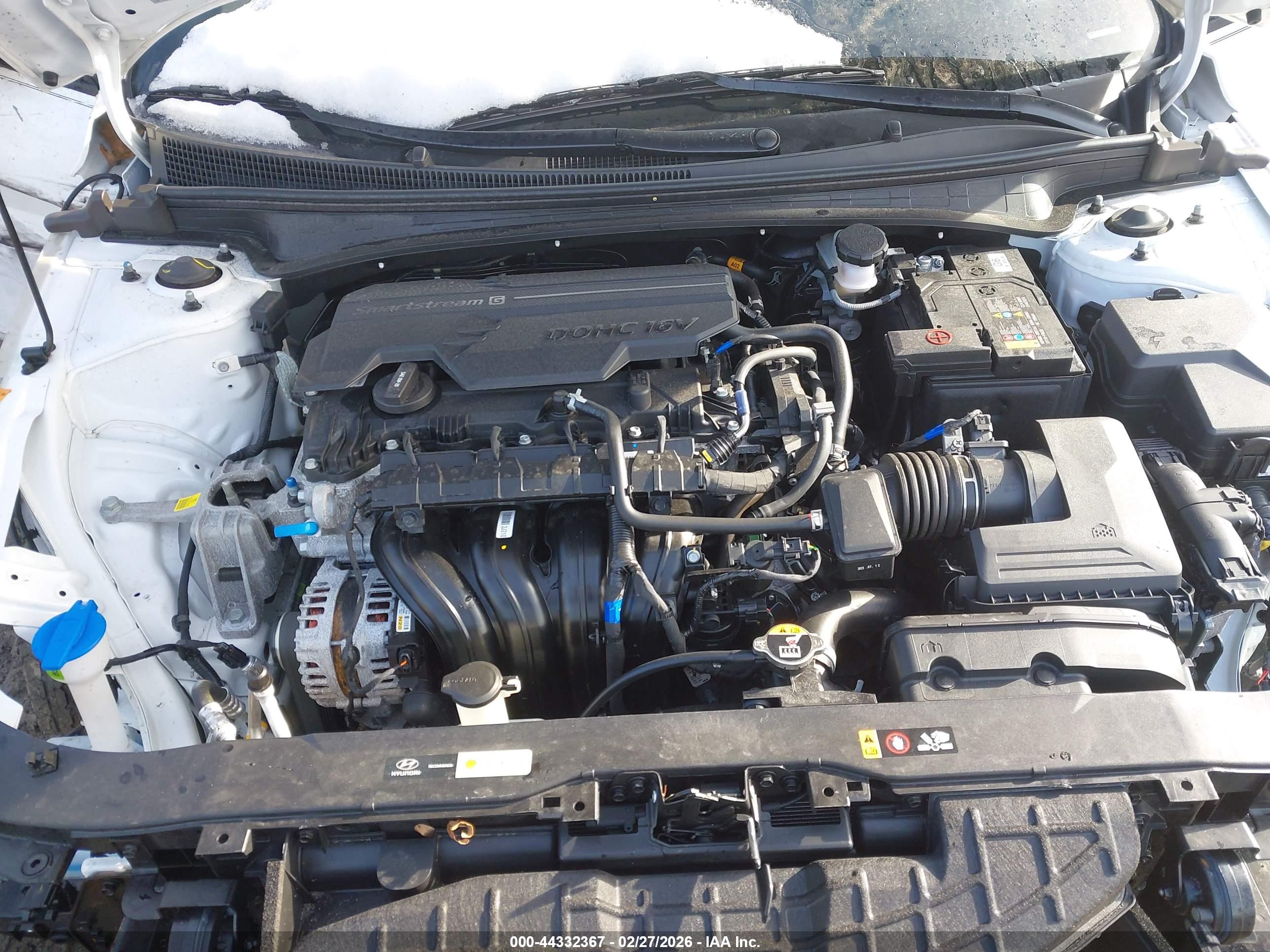 HYUNDAI ELANTRA image 10