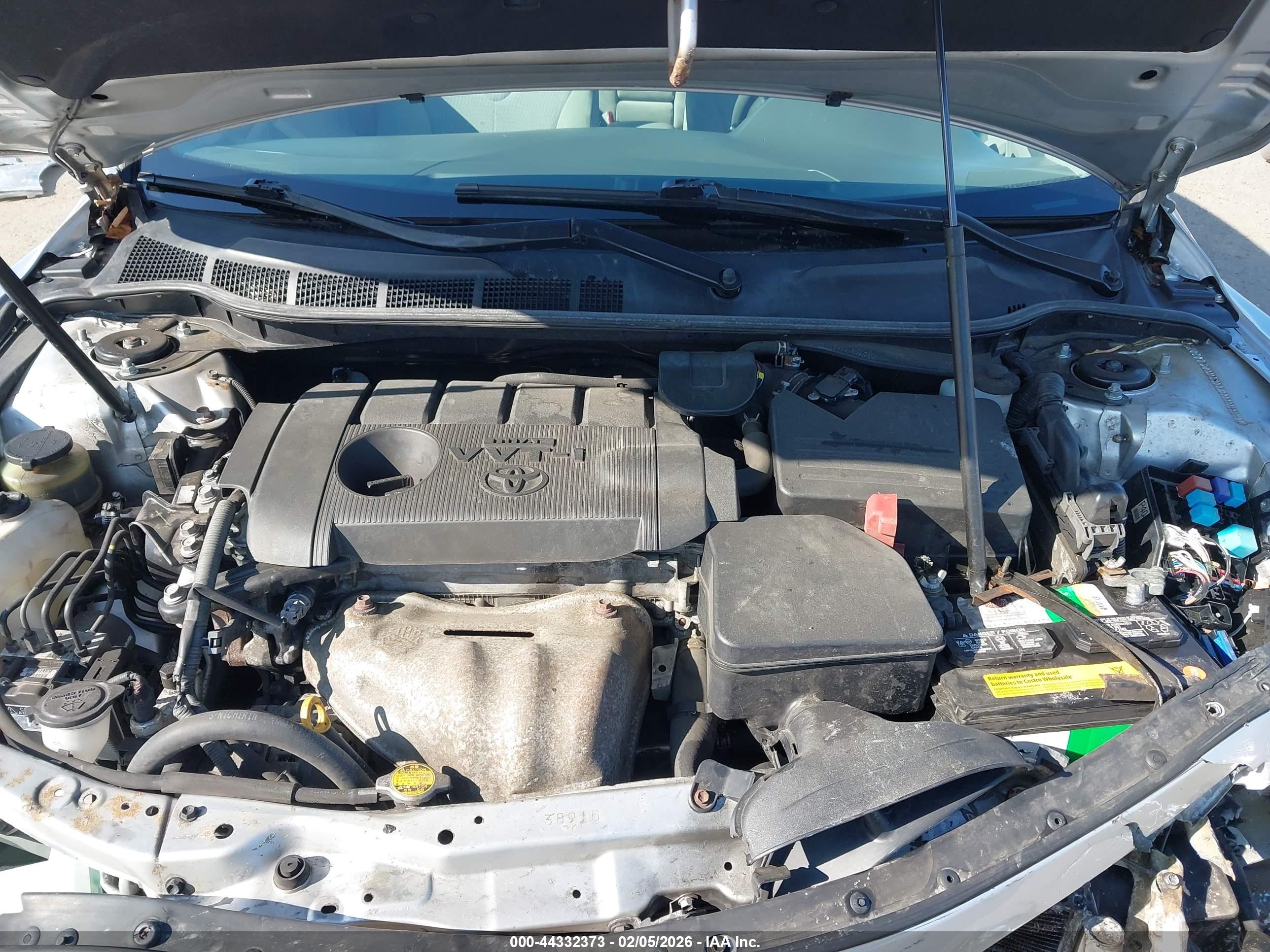 TOYOTA CAMRY image 10