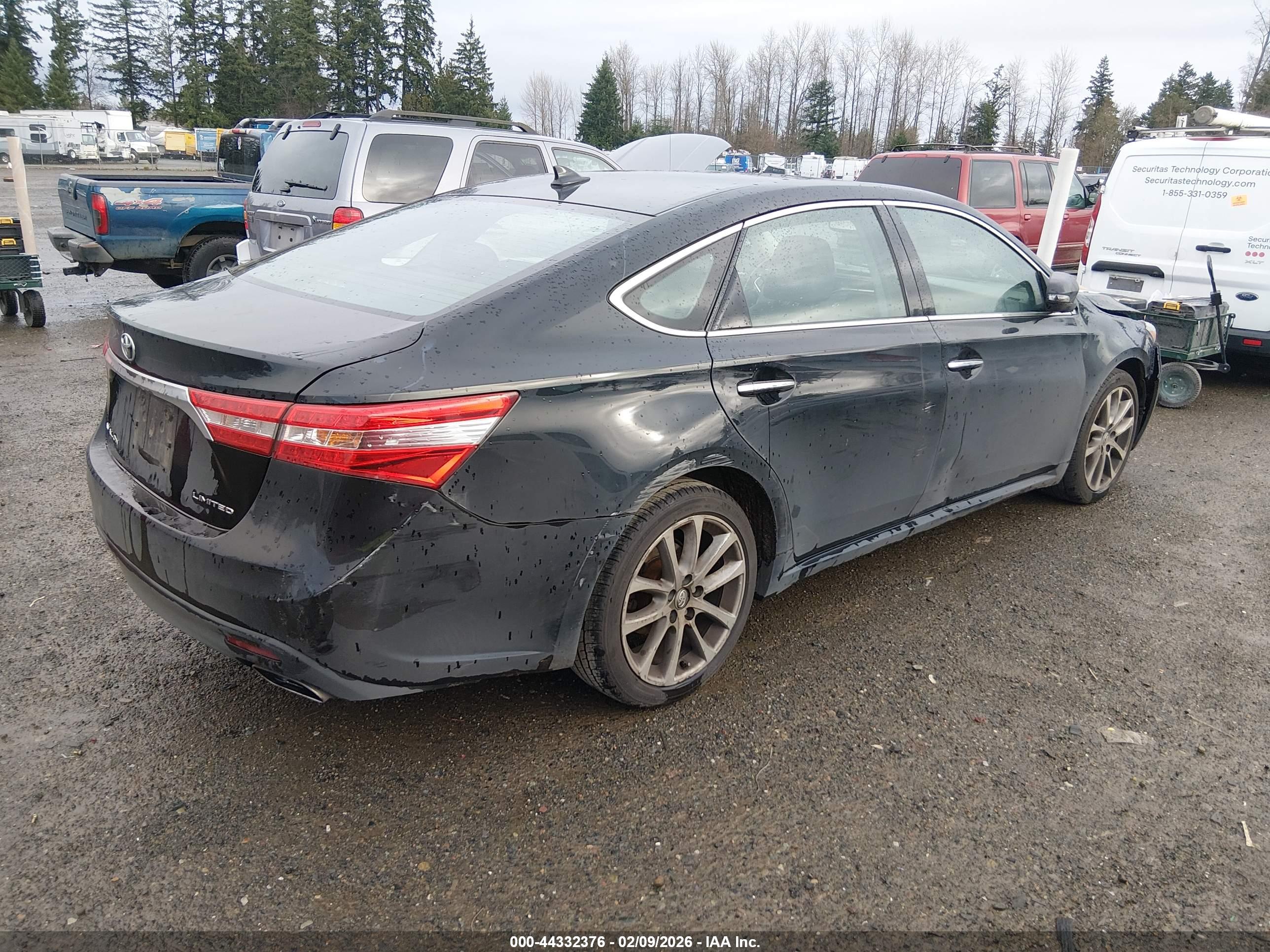 TOYOTA AVALON image 4