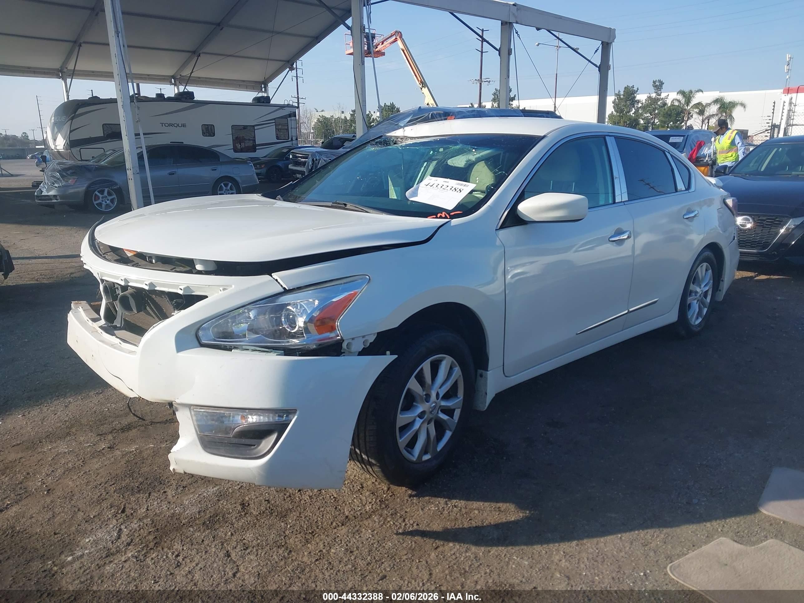 NISSAN ALTIMA image 2