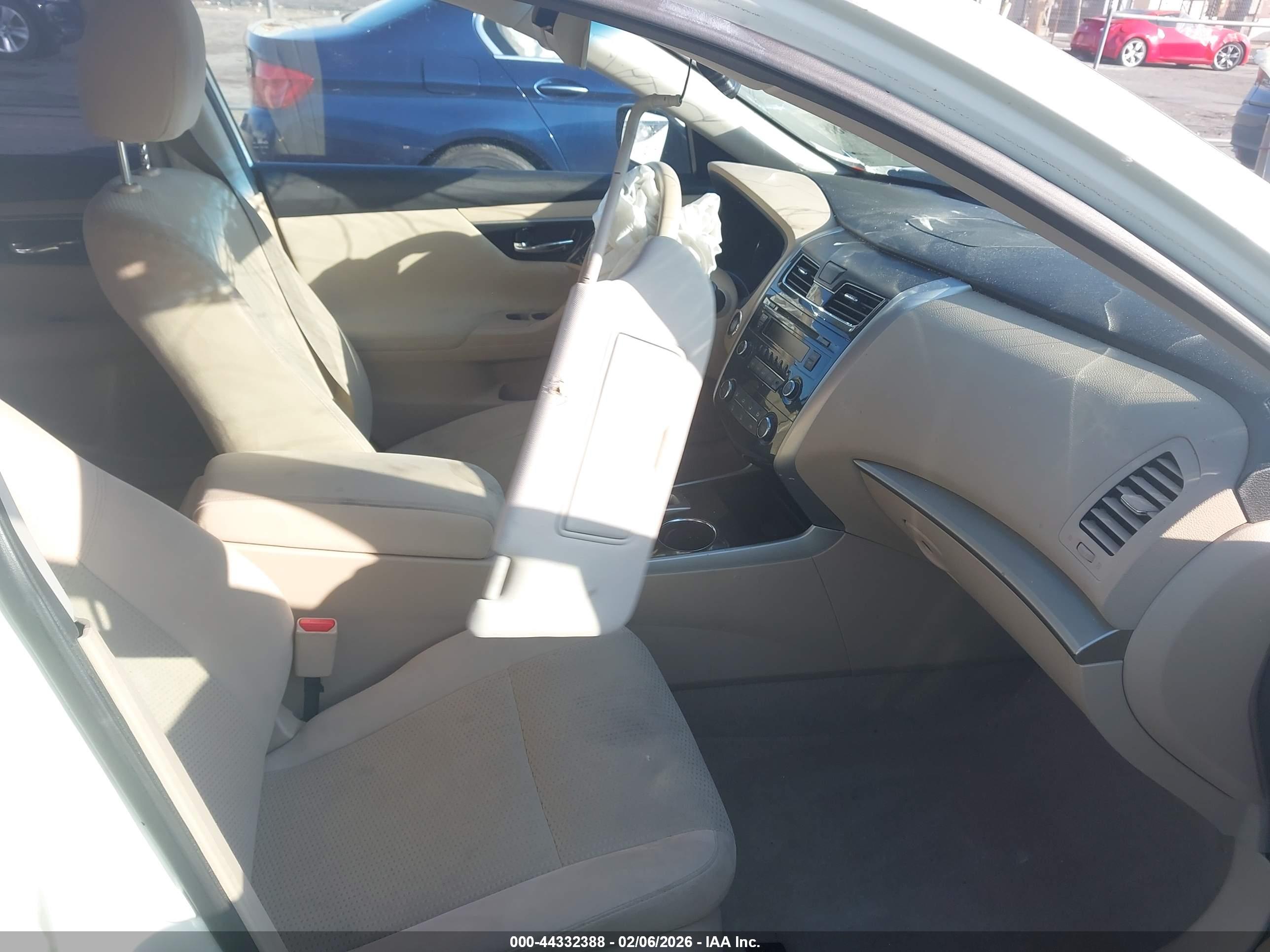 NISSAN ALTIMA image 5