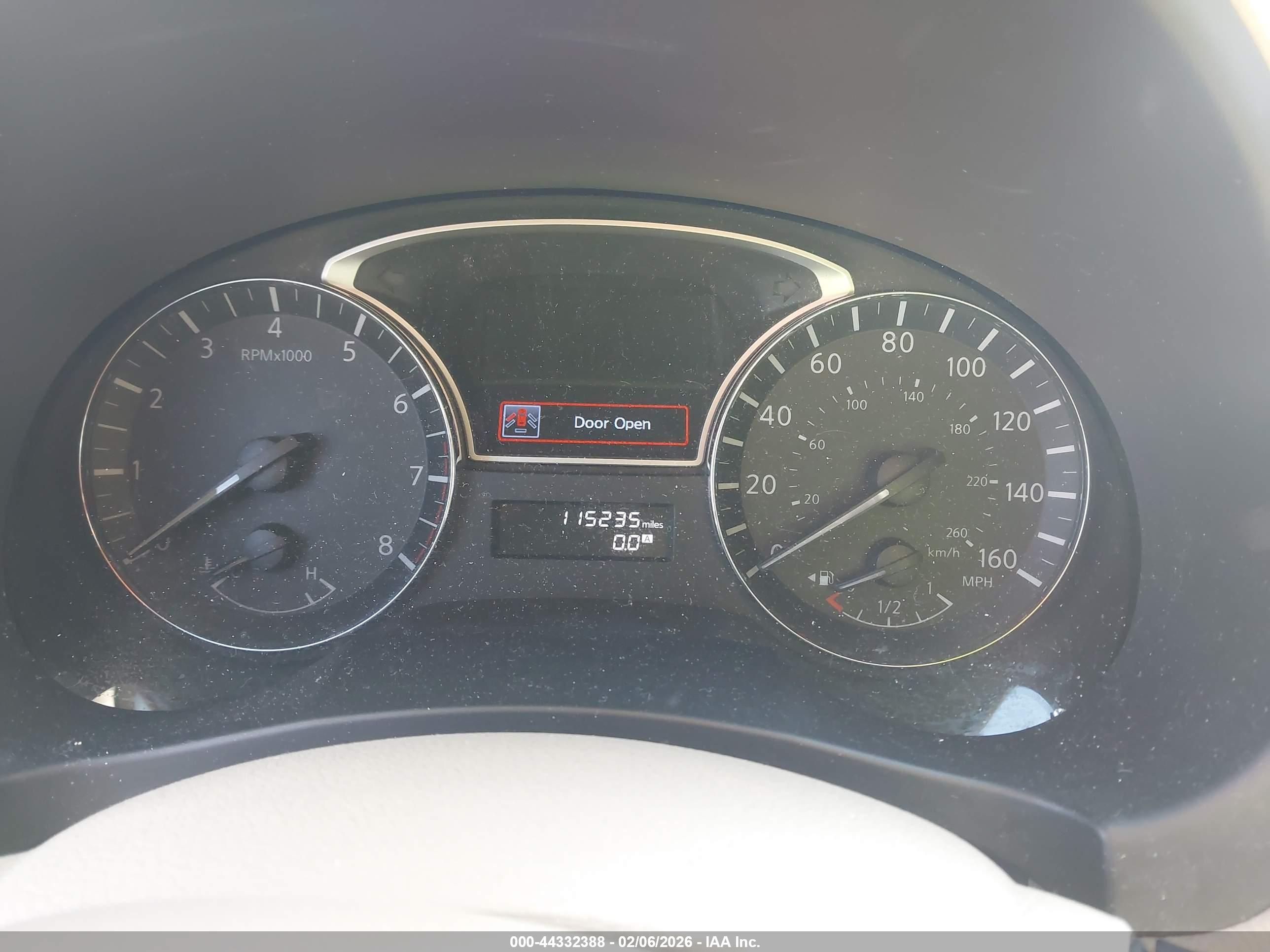 NISSAN ALTIMA image 7