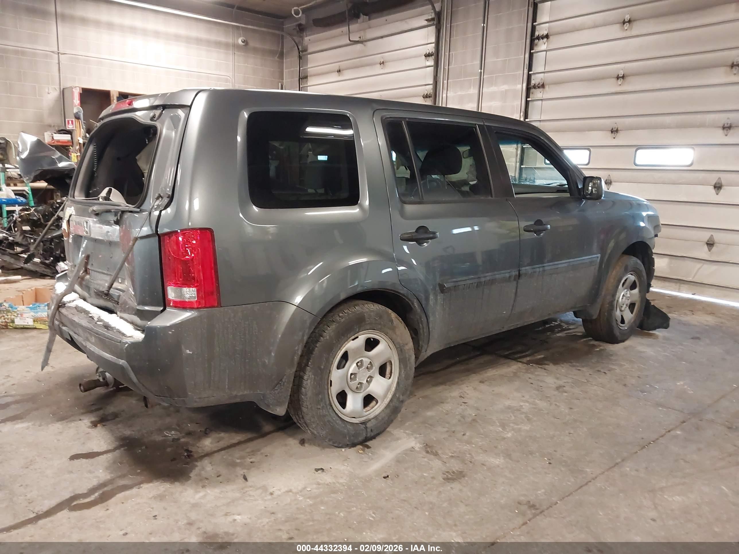 HONDA PILOT image 4