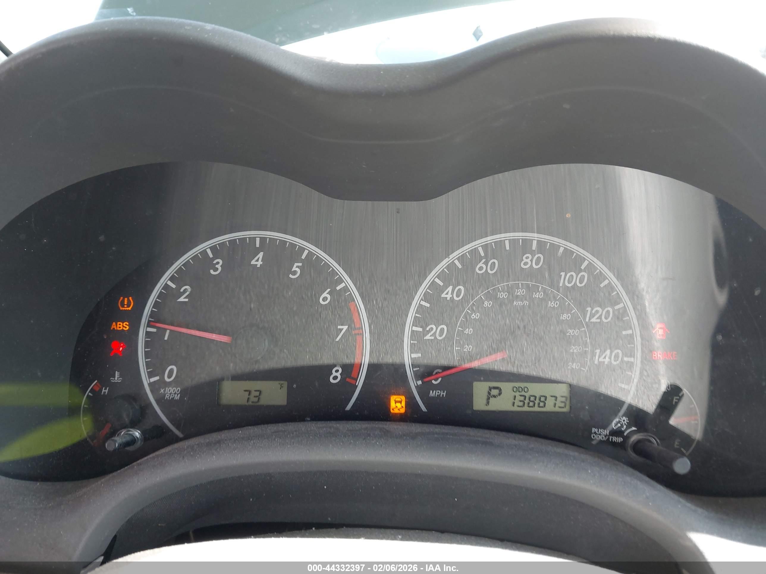 TOYOTA COROLLA image 7