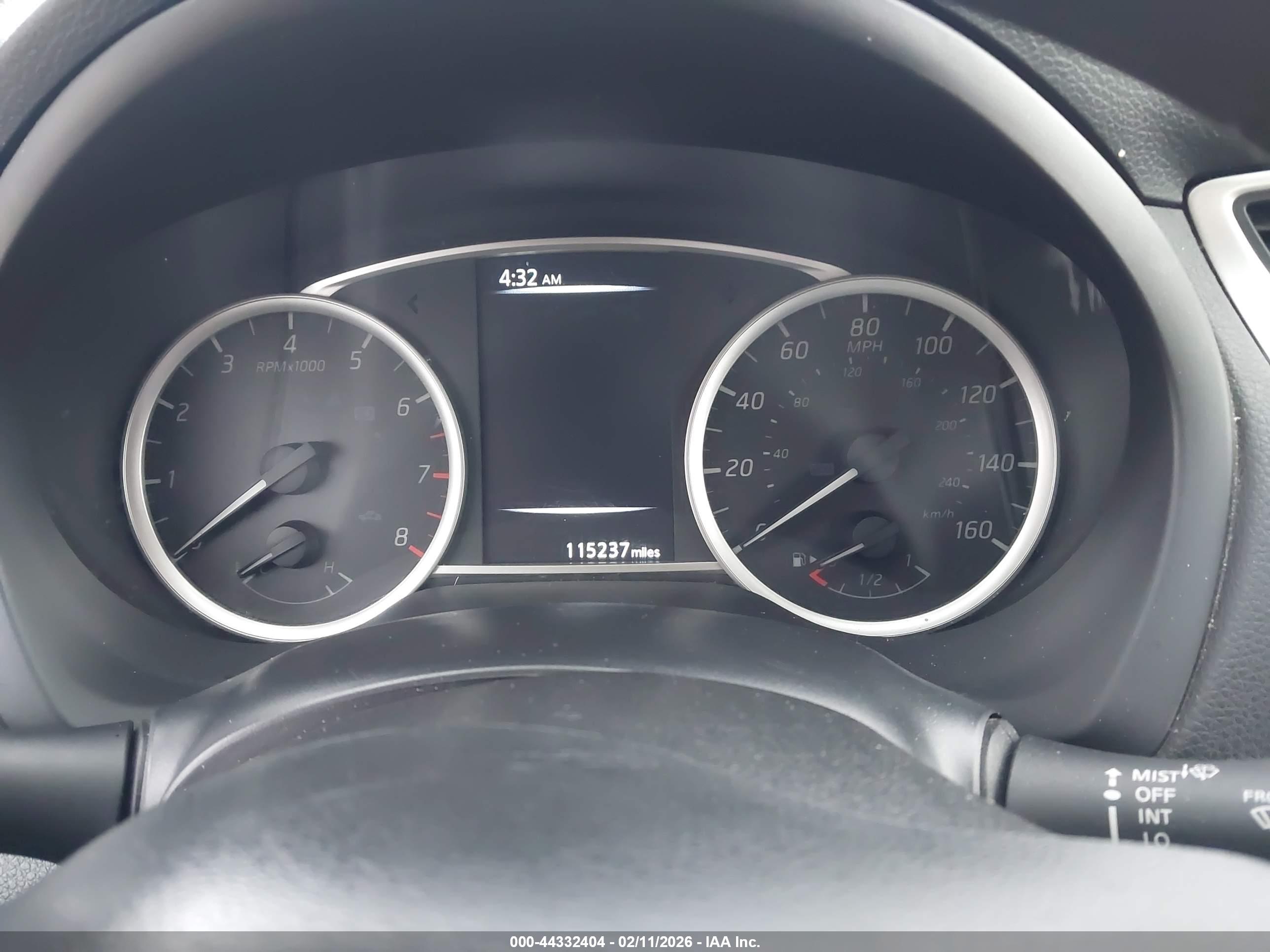 NISSAN SENTRA image 7