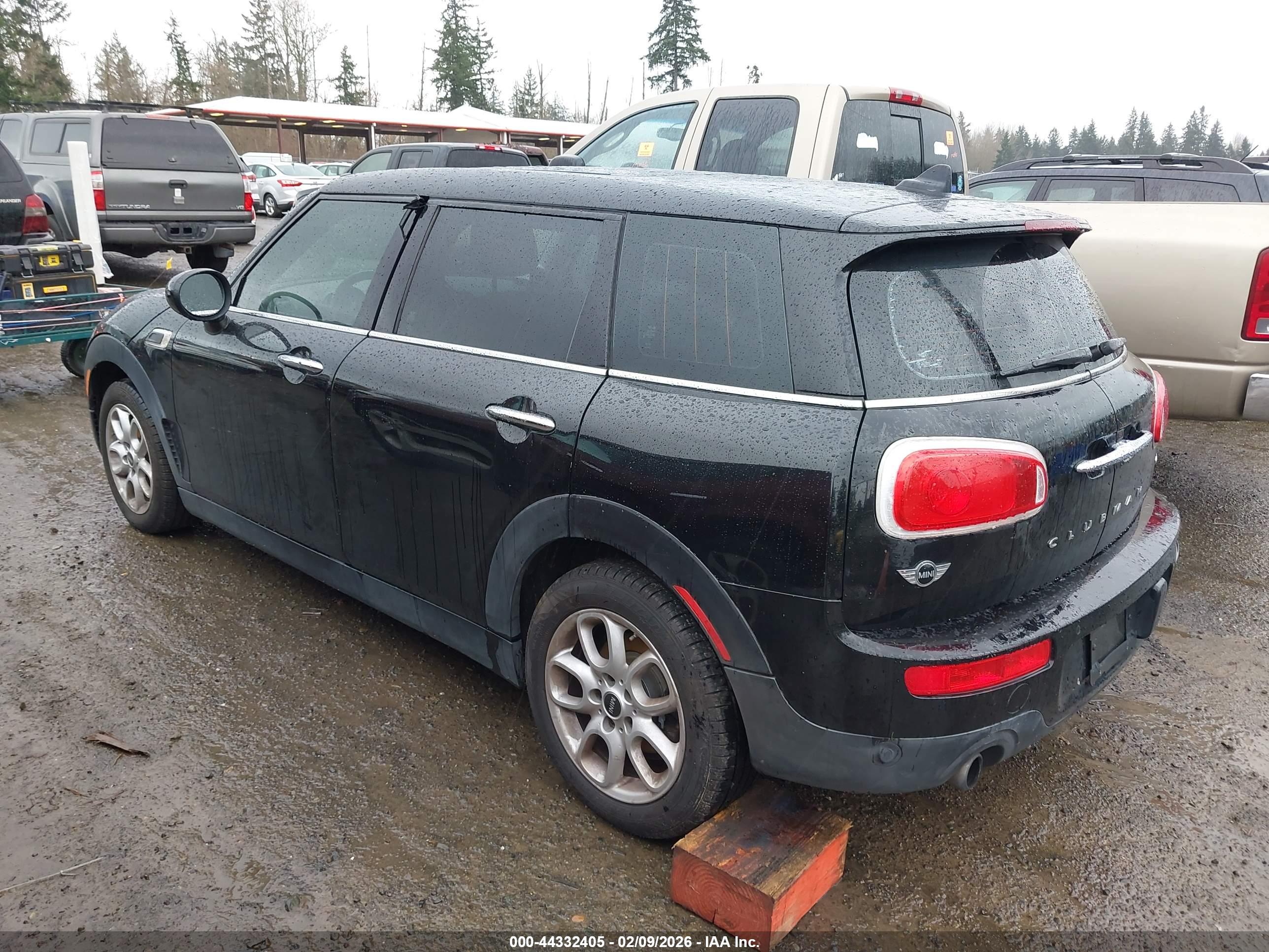 MINI CLUBMAN image 3