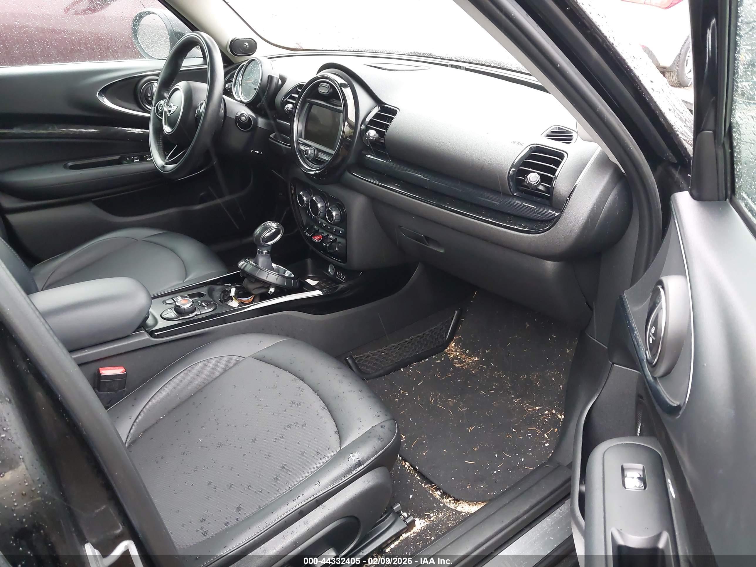 MINI CLUBMAN image 5