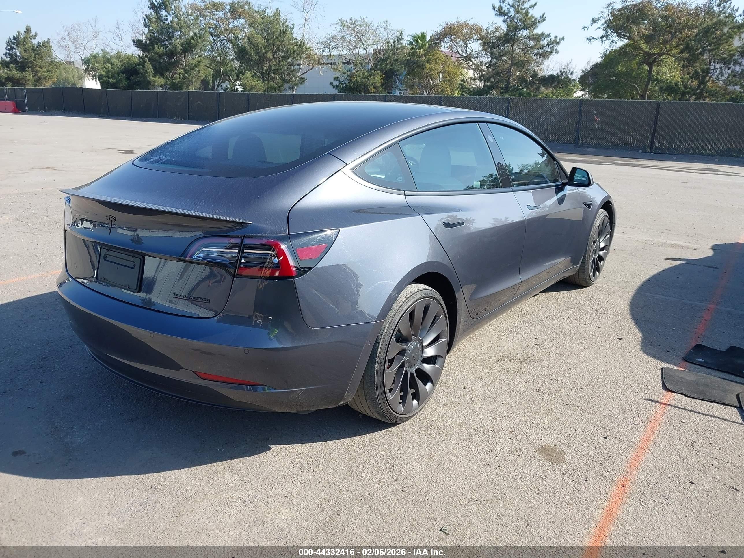 TESLA MODEL image 4