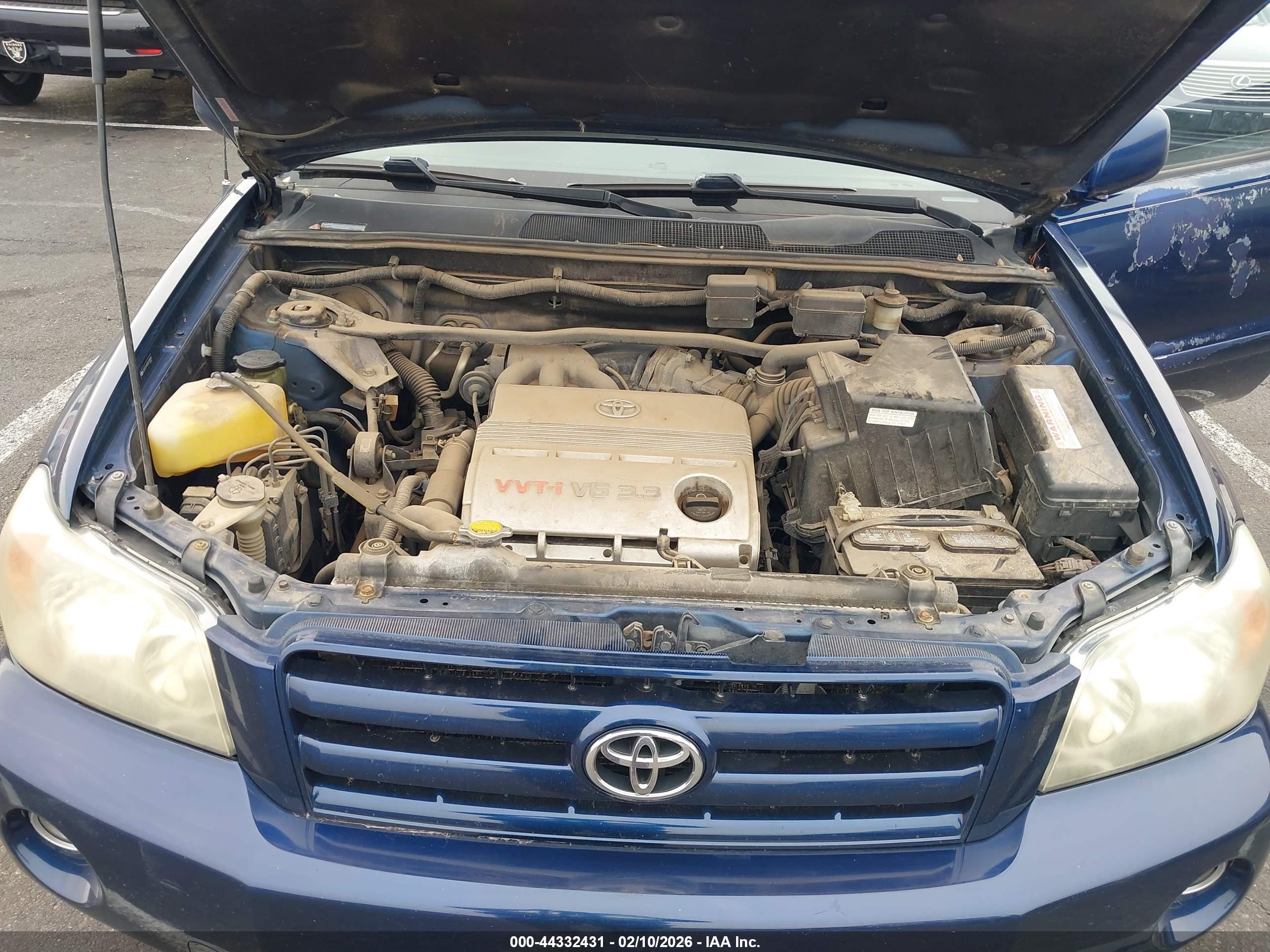 TOYOTA HIGHLANDER image 10