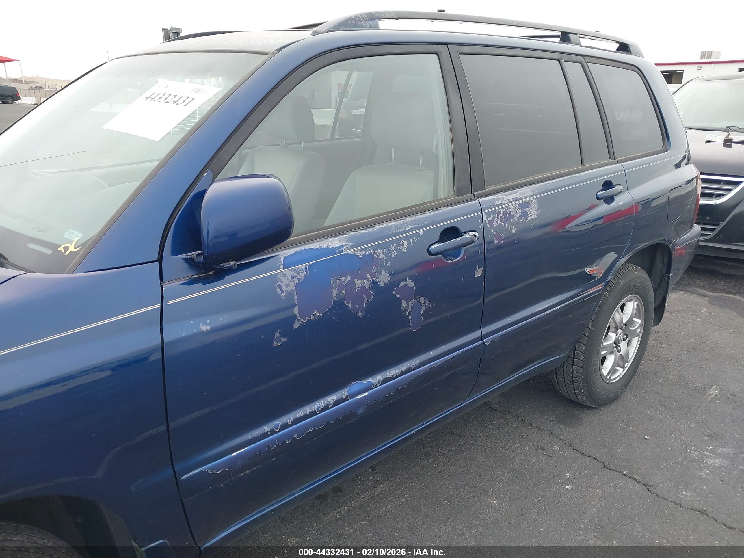 TOYOTA HIGHLANDER image 6