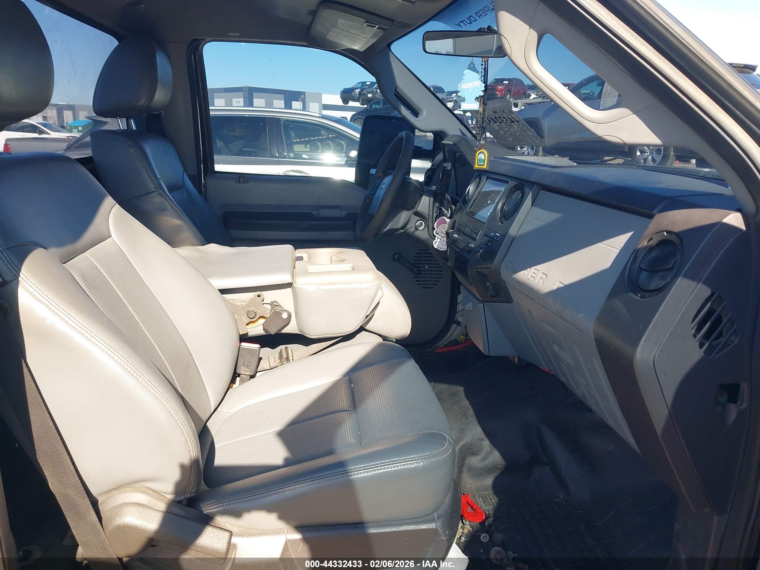 FORD F-250 image 5