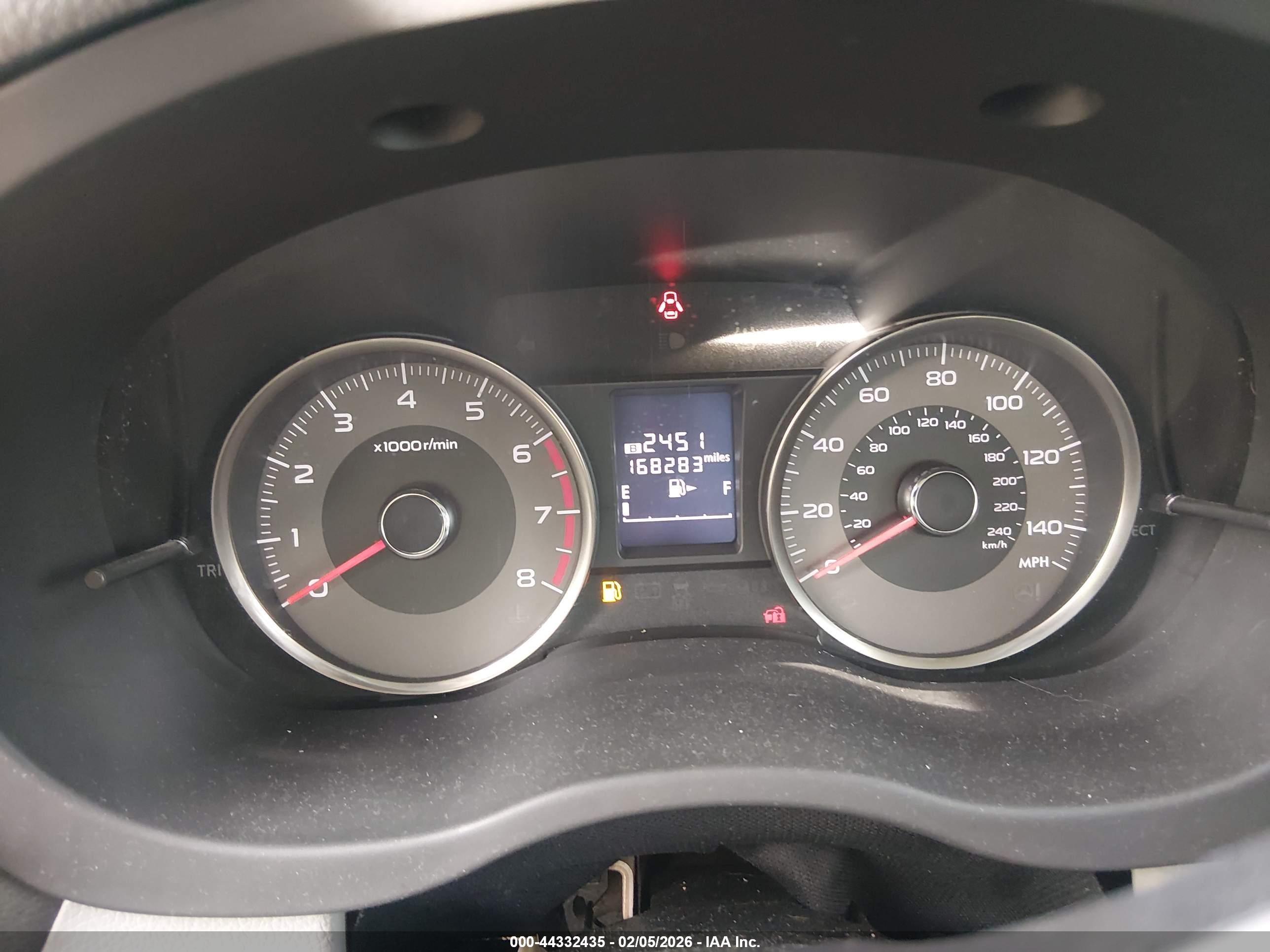 SUBARU FORESTER image 7