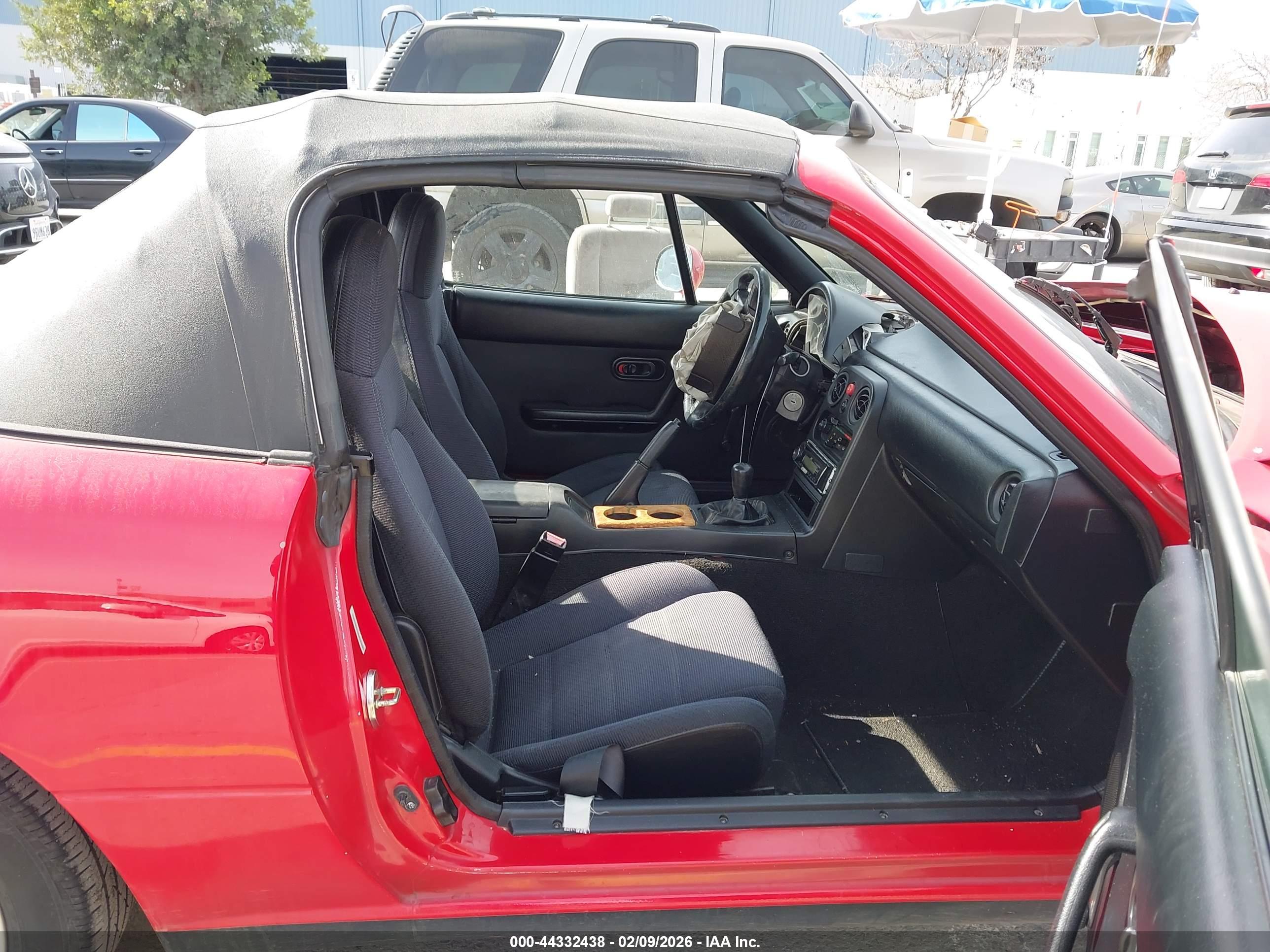 MAZDA MX-5 image 8