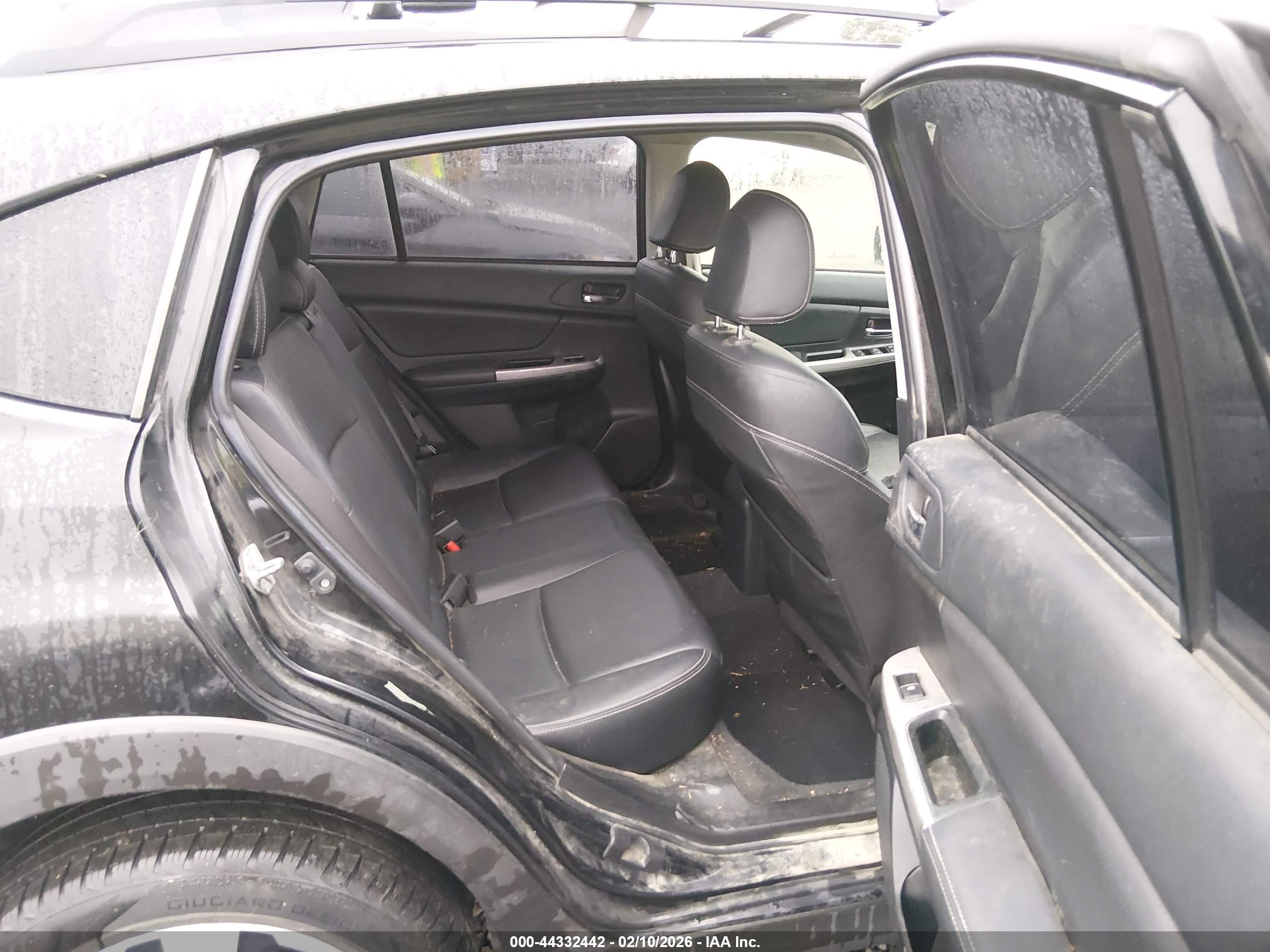 SUBARU XV image 8