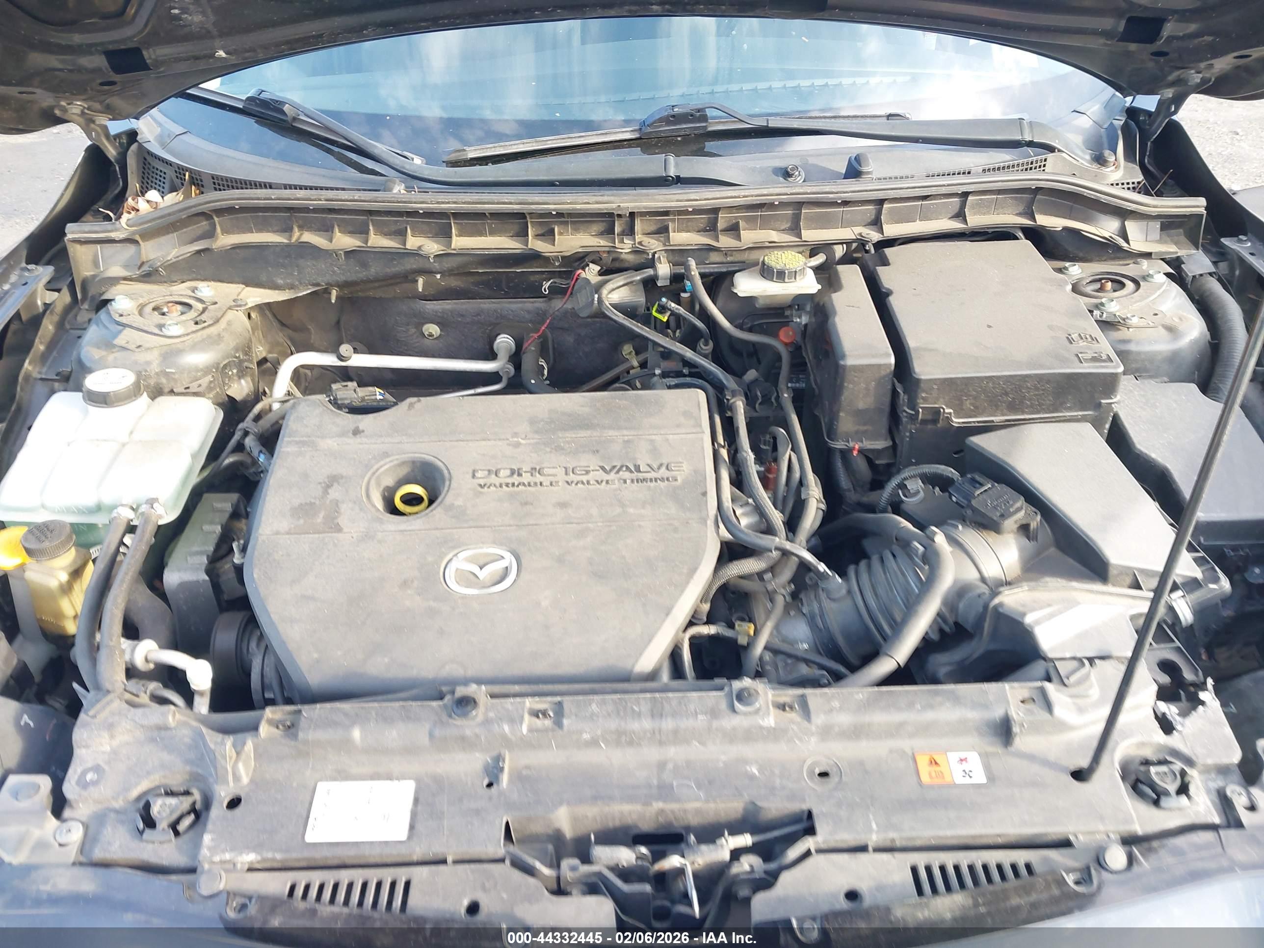 MAZDA MAZDA3 image 10
