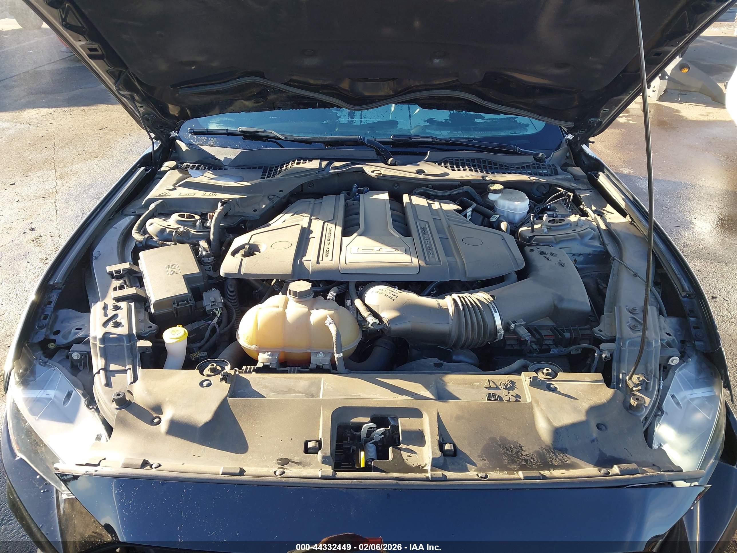 FORD MUSTANG image 10