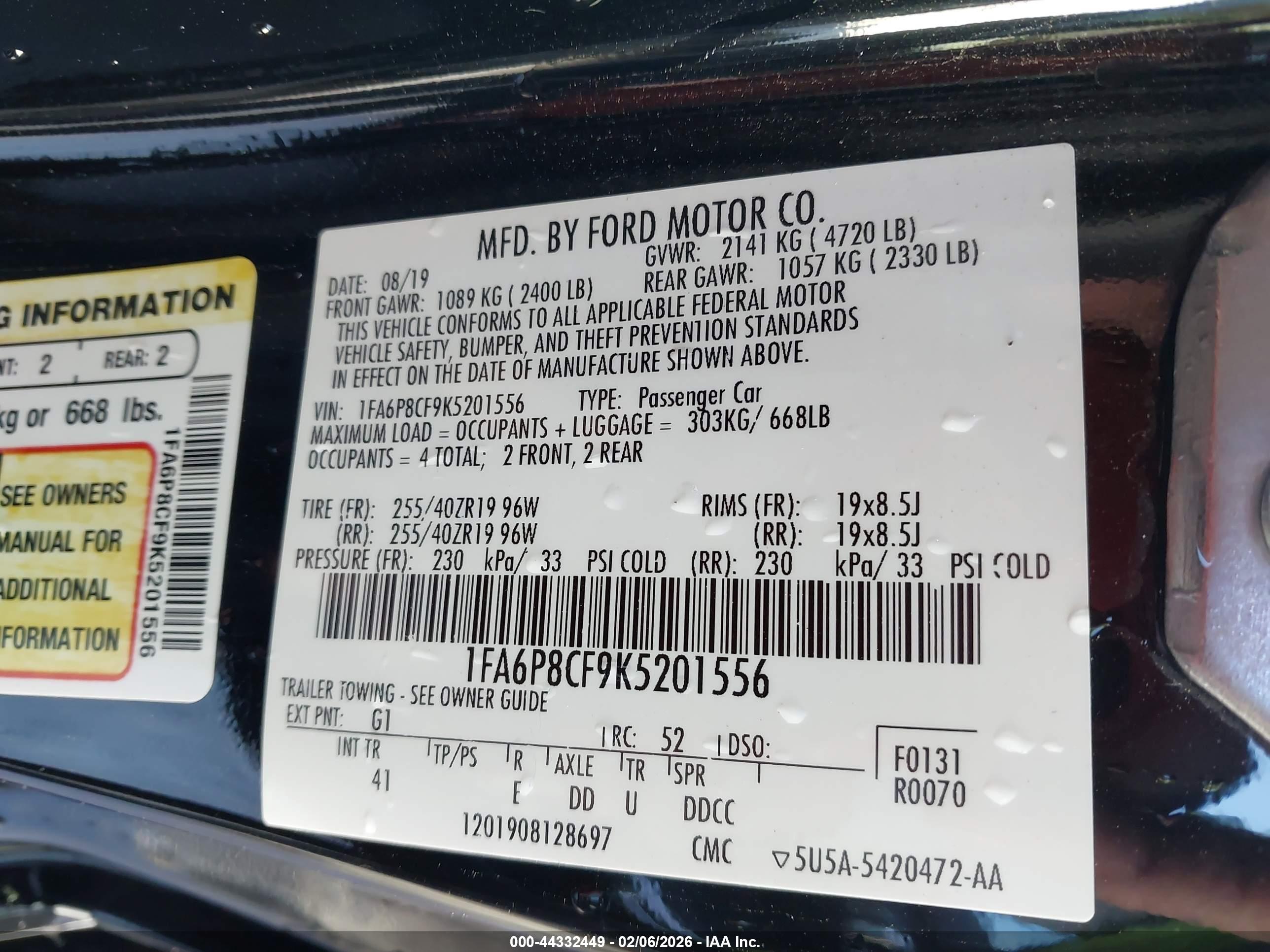 FORD MUSTANG image 9
