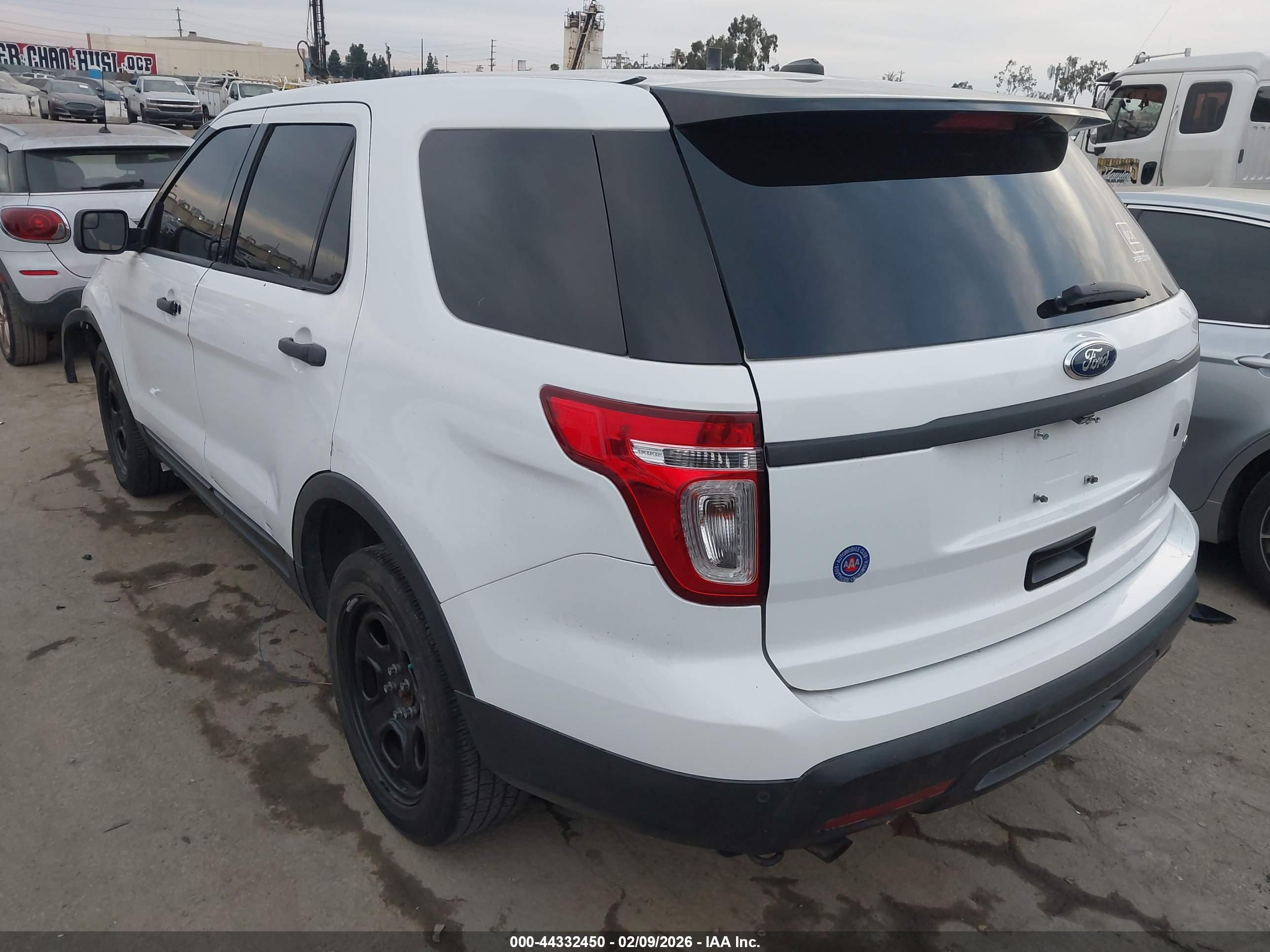 FORD UTILITY image 3