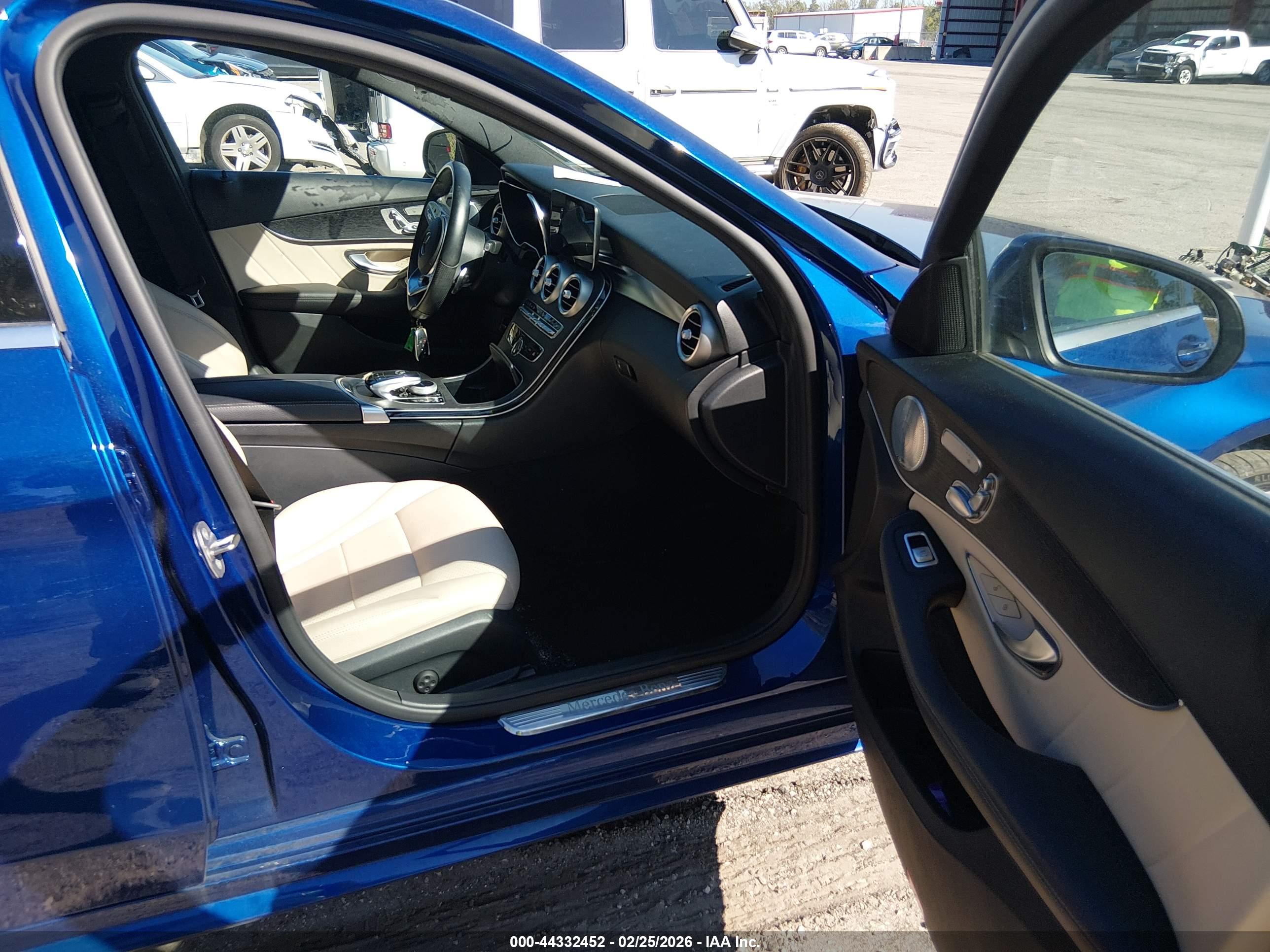 MERCEDES-BENZ C image 5