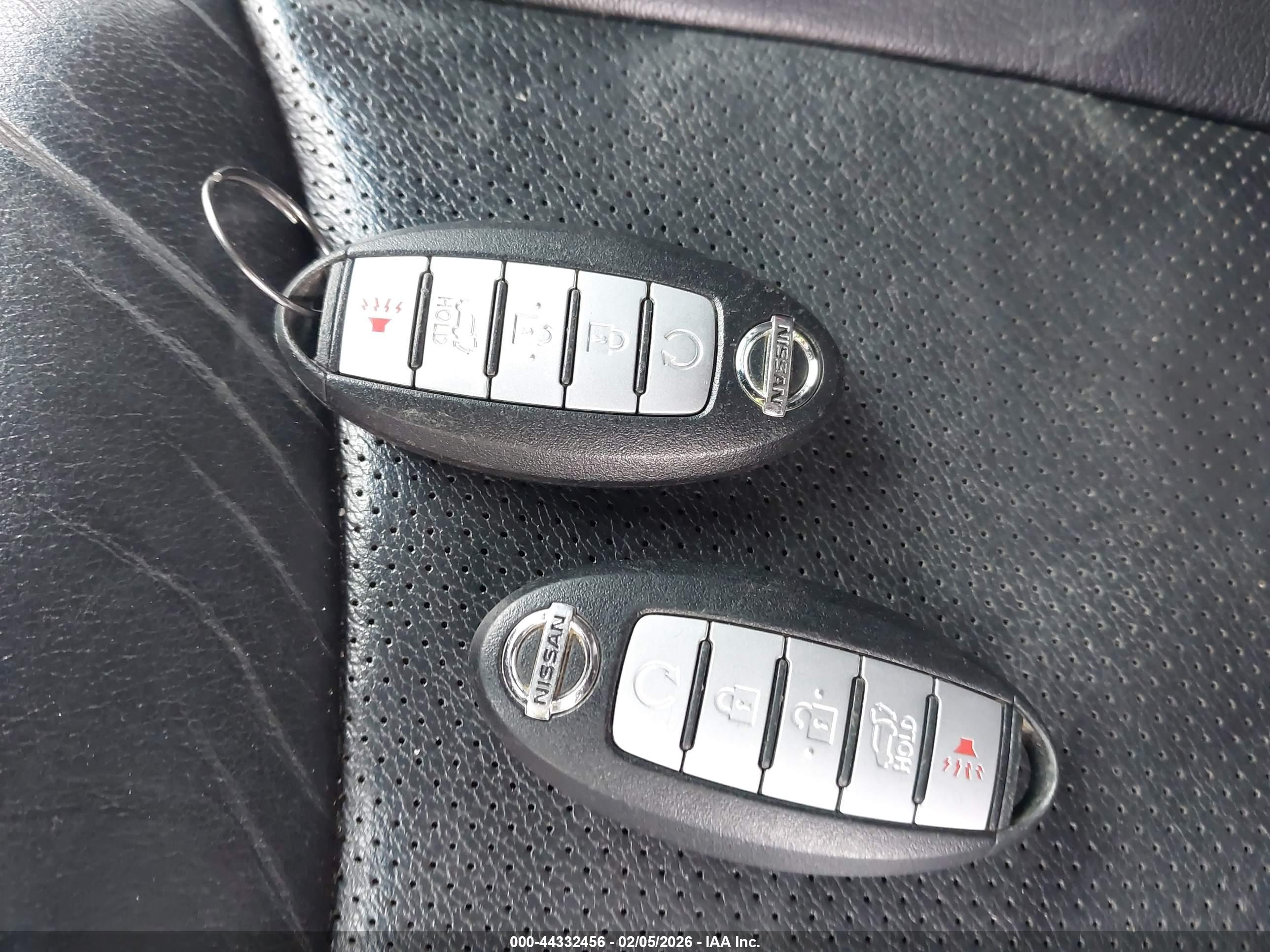 NISSAN PATHFINDER image 11