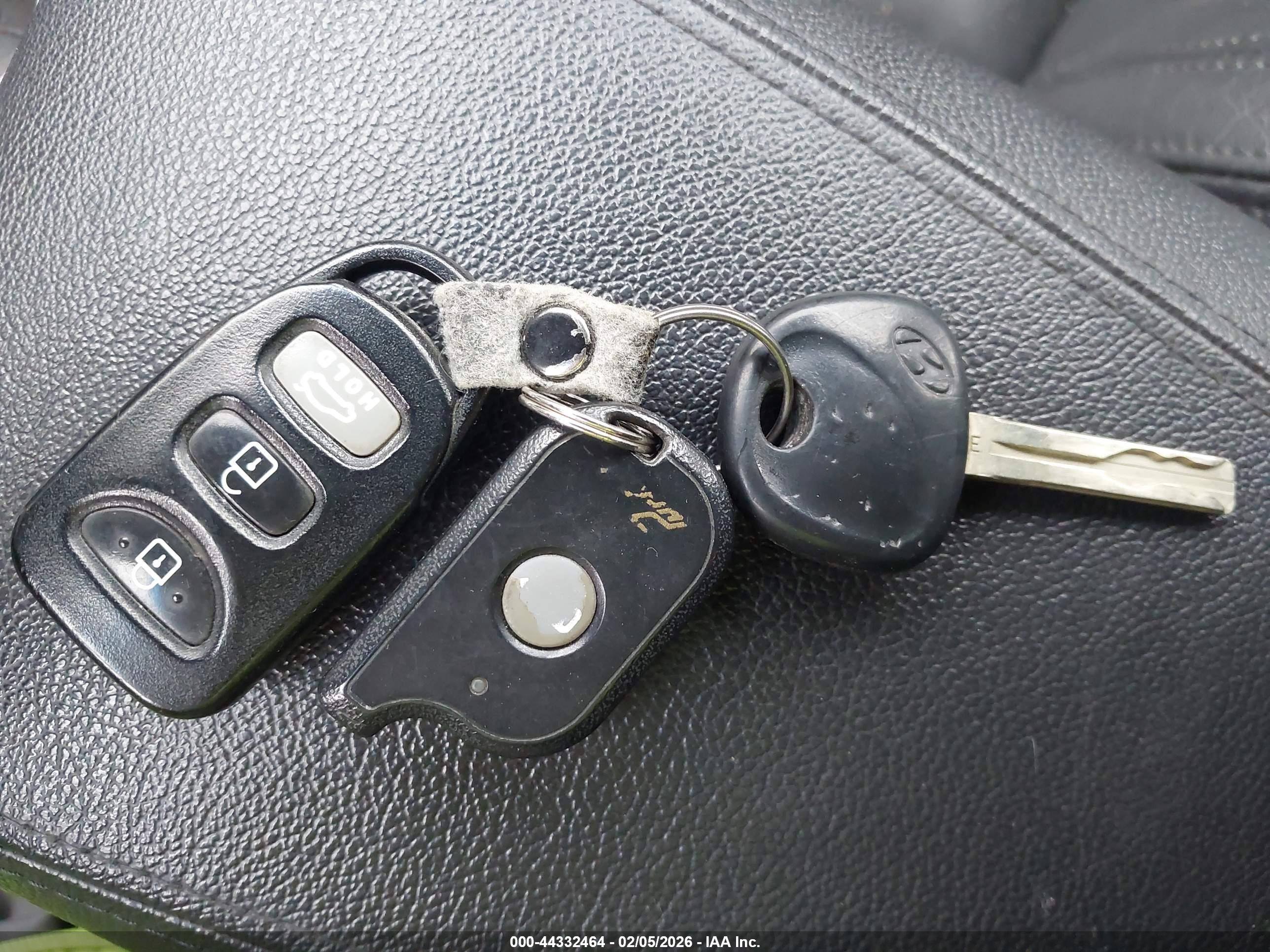 HYUNDAI SONATA image 11