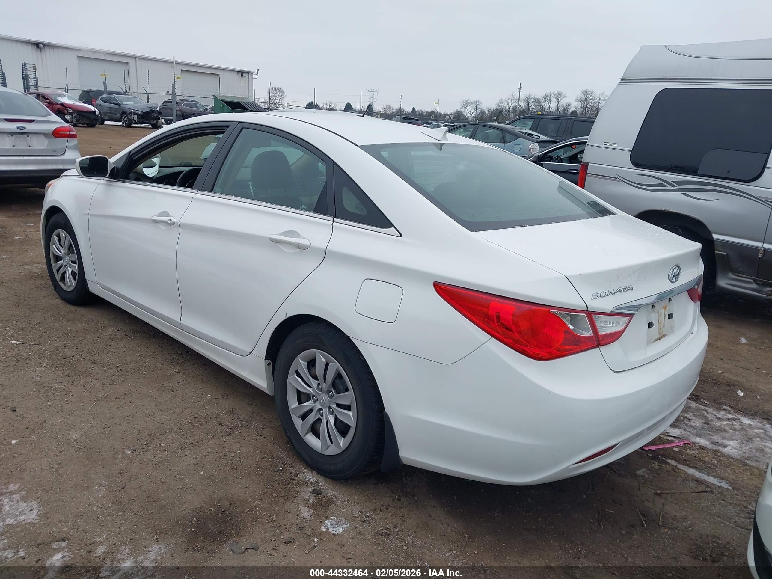 HYUNDAI SONATA image 3