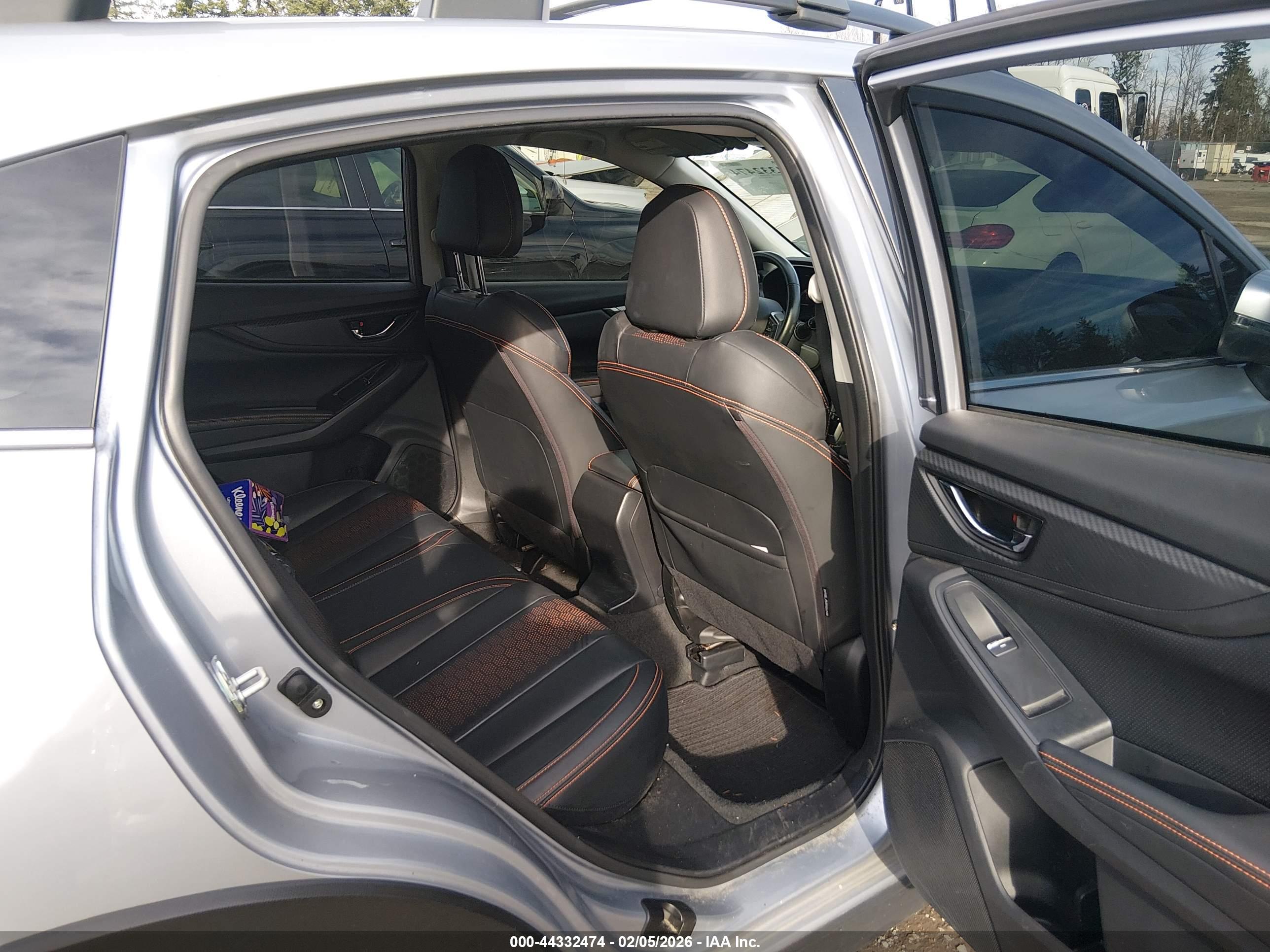 SUBARU CROSSTREK image 8