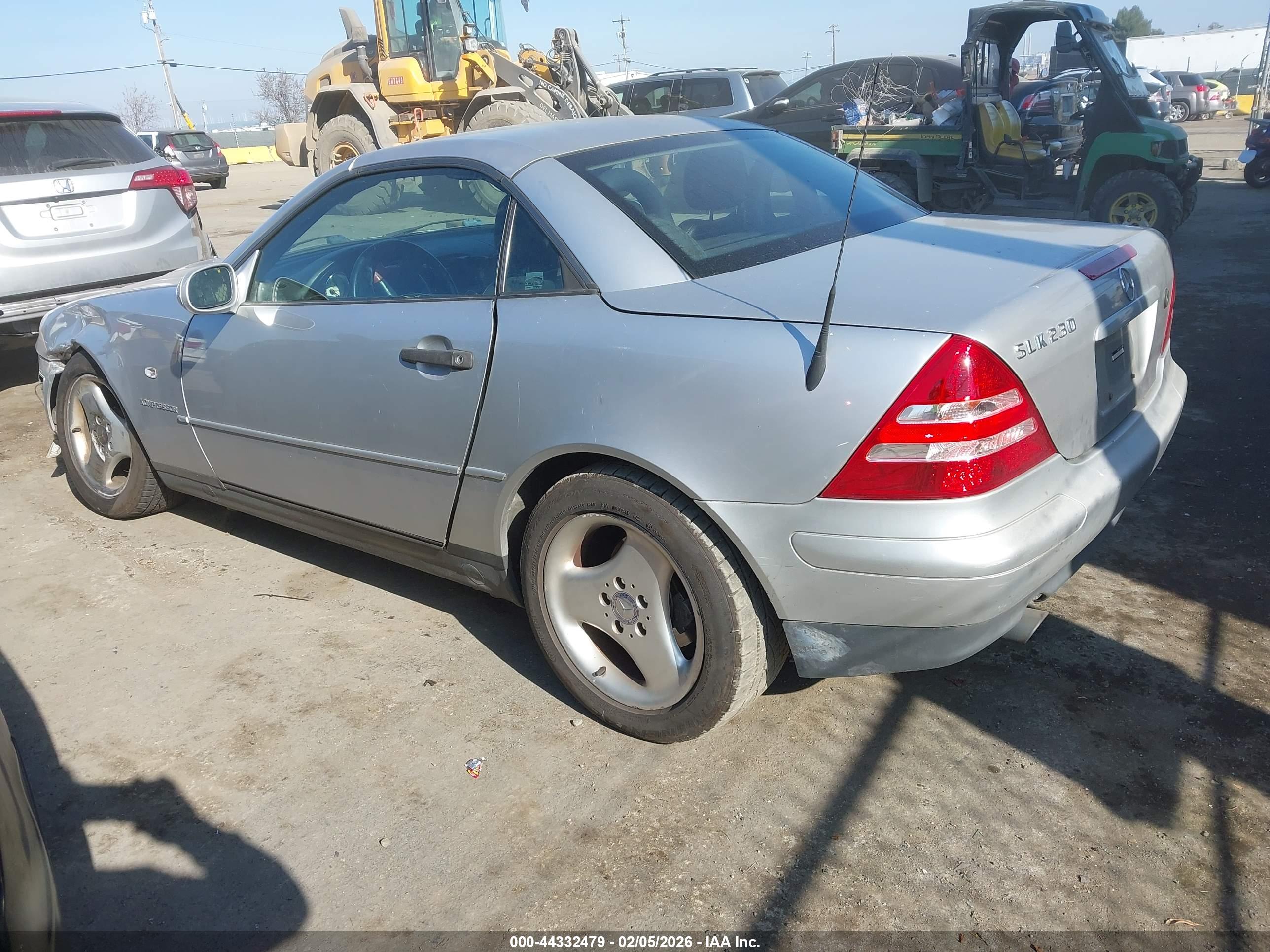 MERCEDES-BENZ SLK image 3