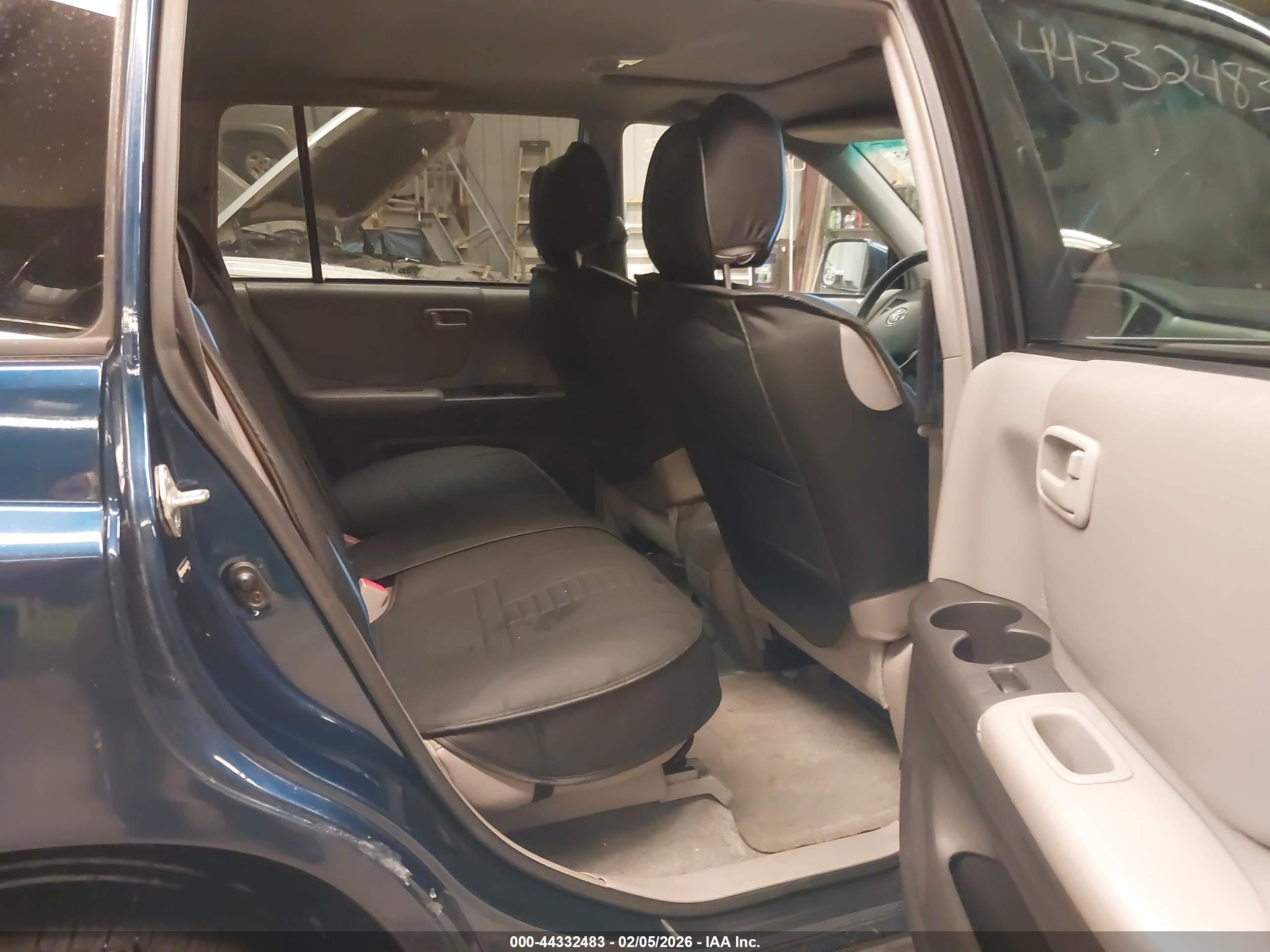 TOYOTA HIGHLANDER image 8