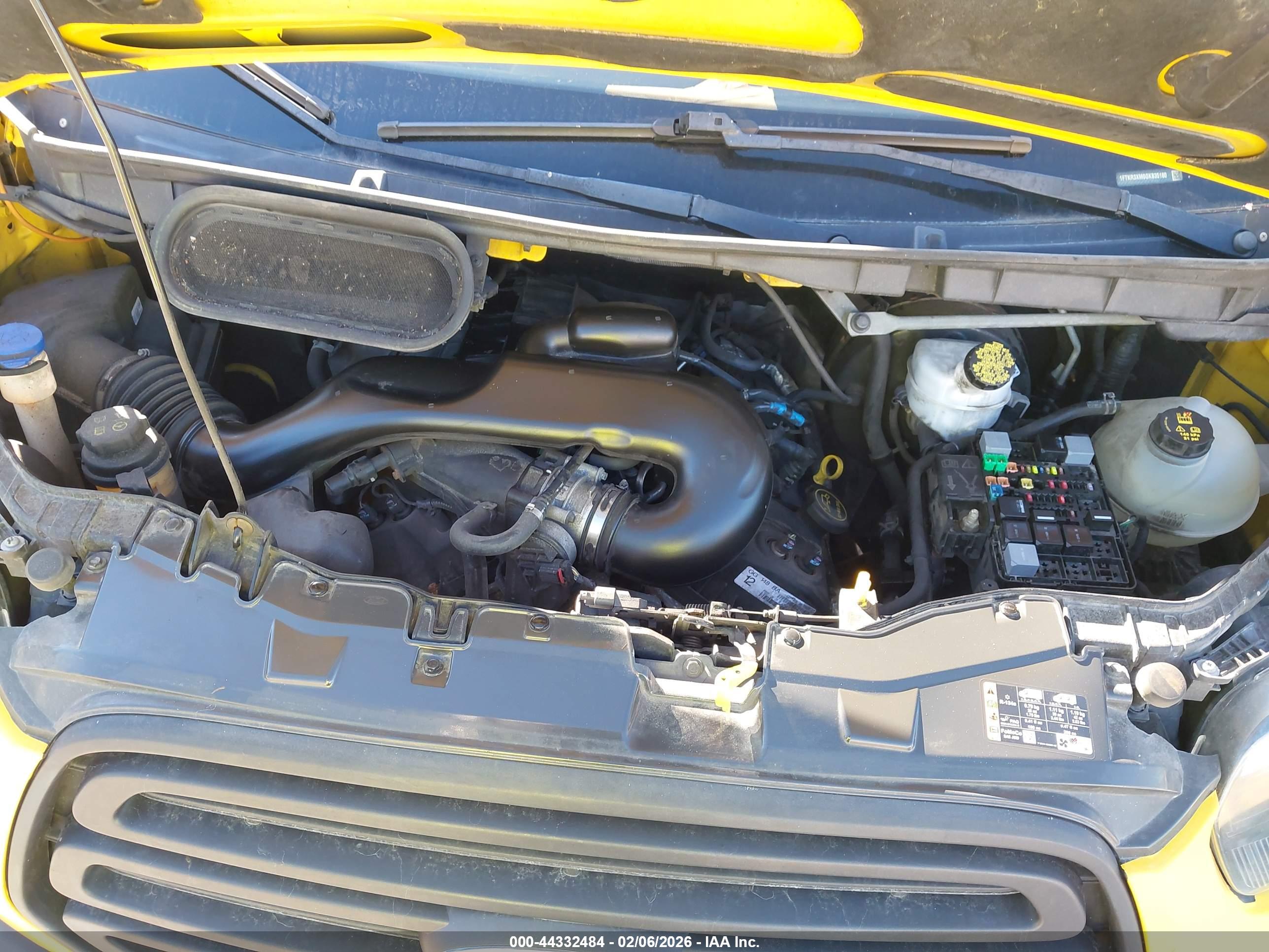 FORD TRANSIT-250 image 10