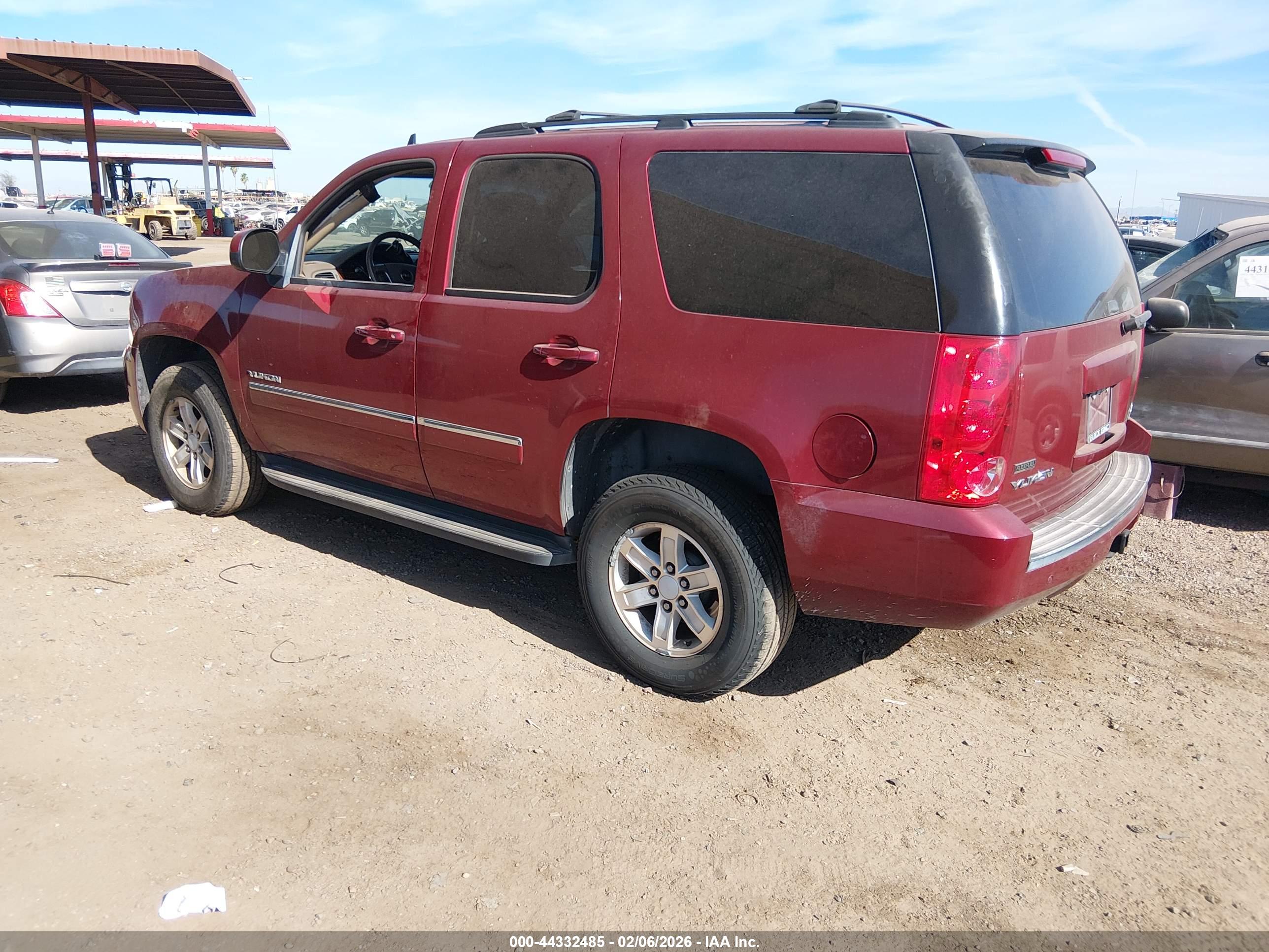 GMC YUKON image 3