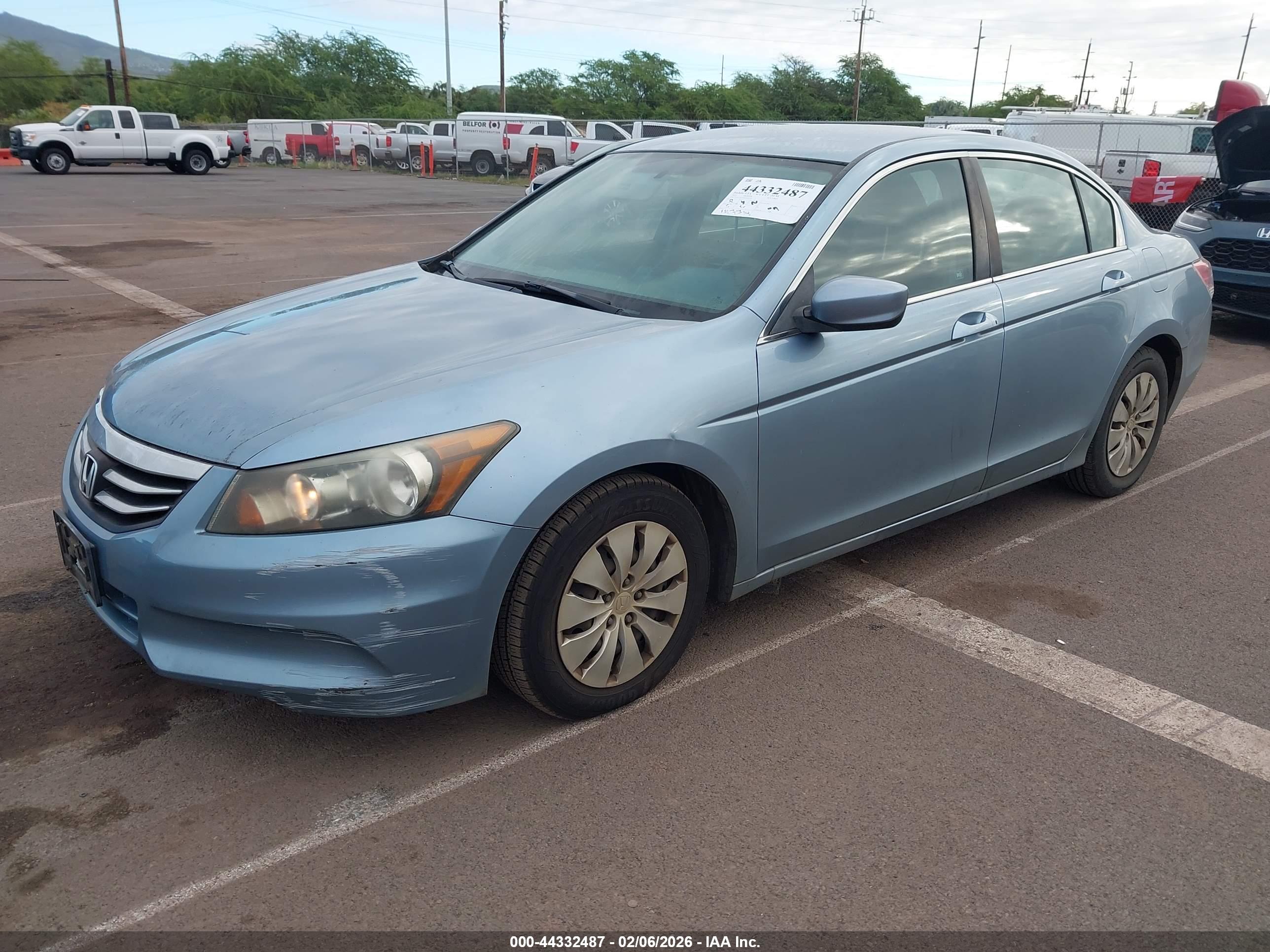 HONDA ACCORD image 2