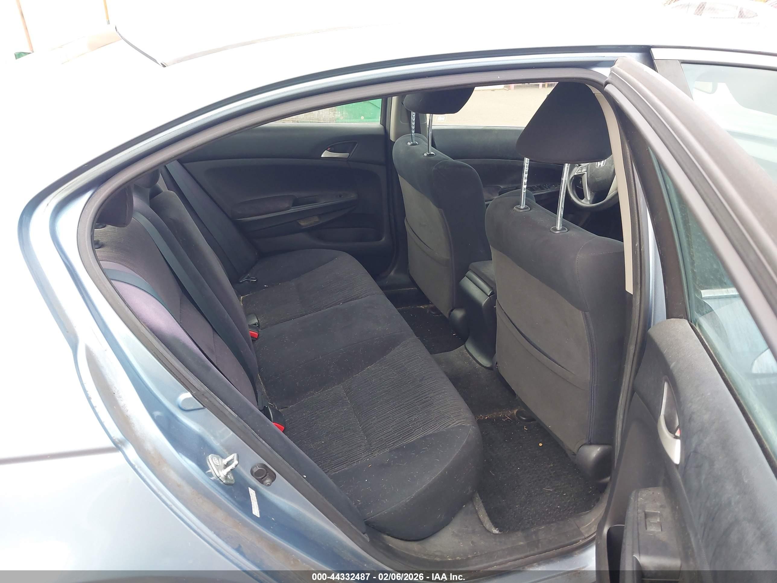 HONDA ACCORD image 8