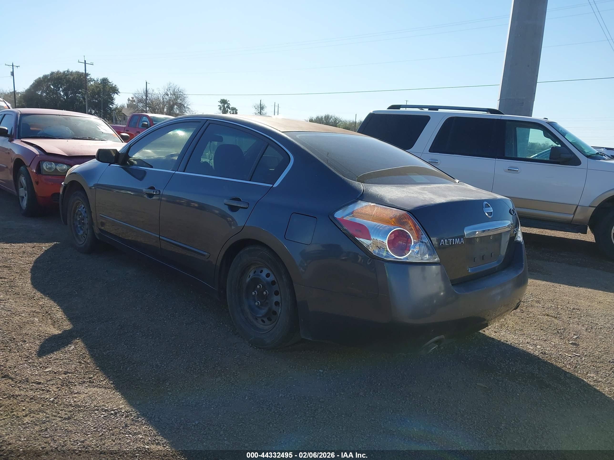 NISSAN ALTIMA image 3