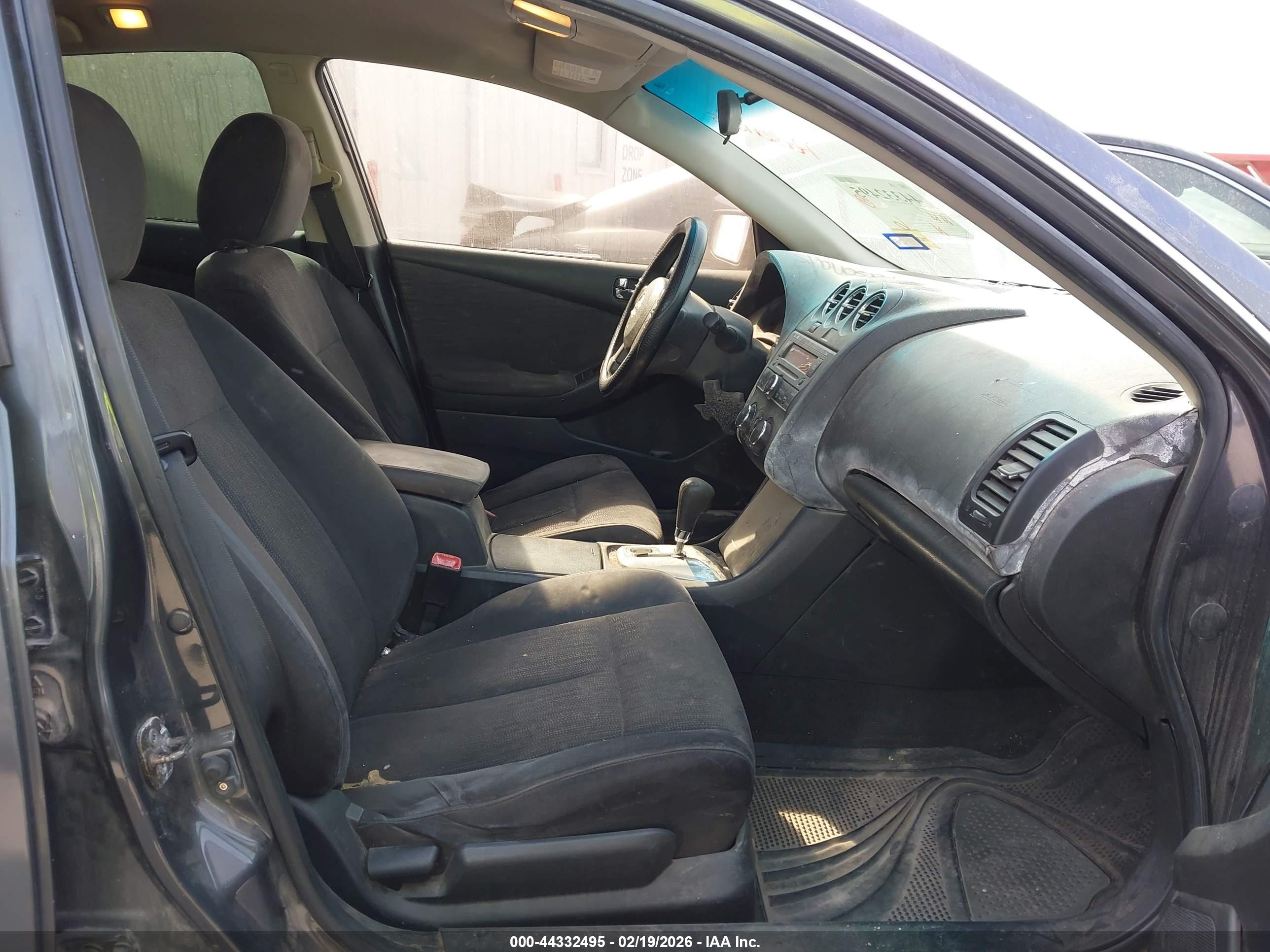 NISSAN ALTIMA image 5