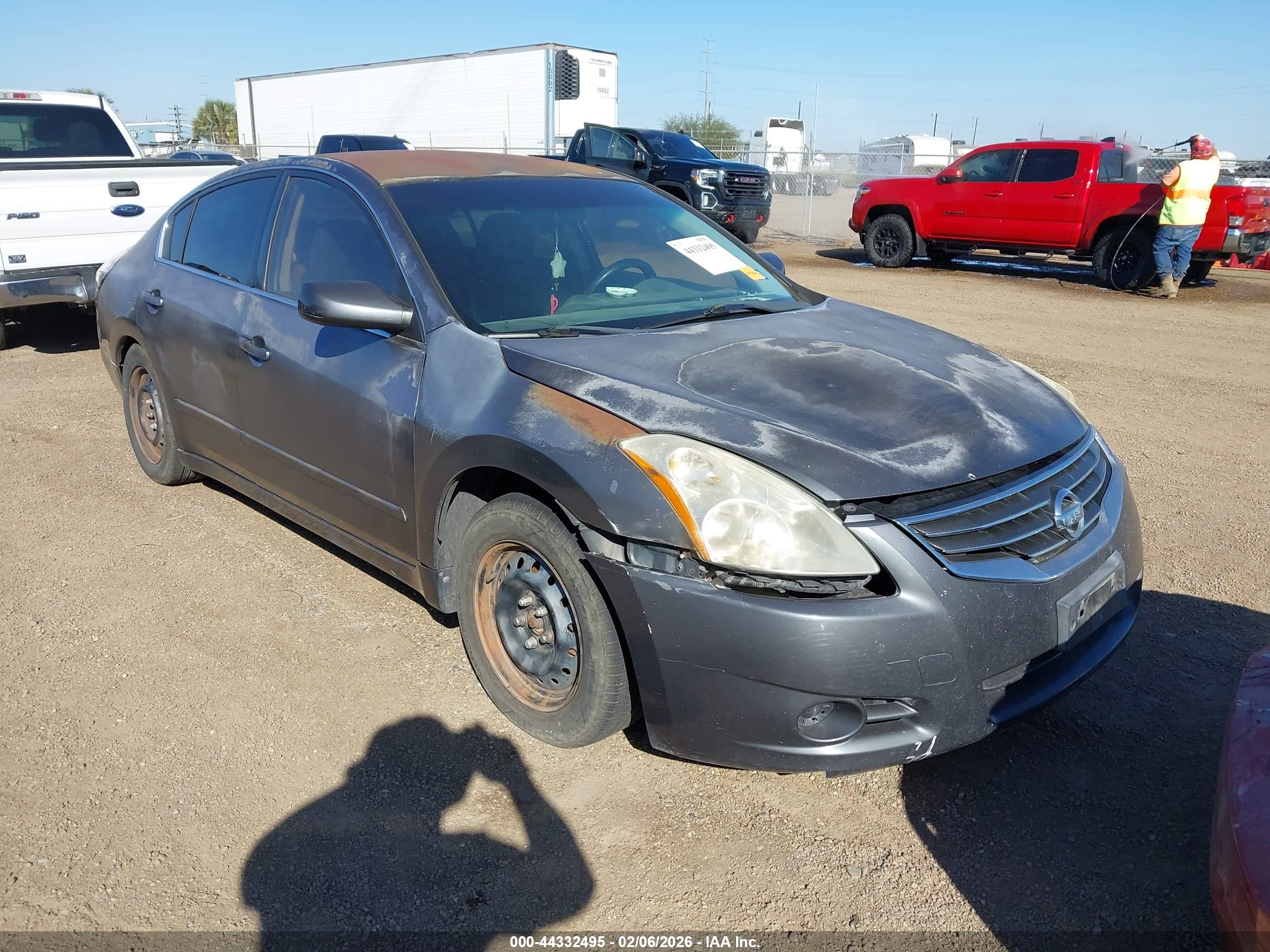NISSAN ALTIMA image 6