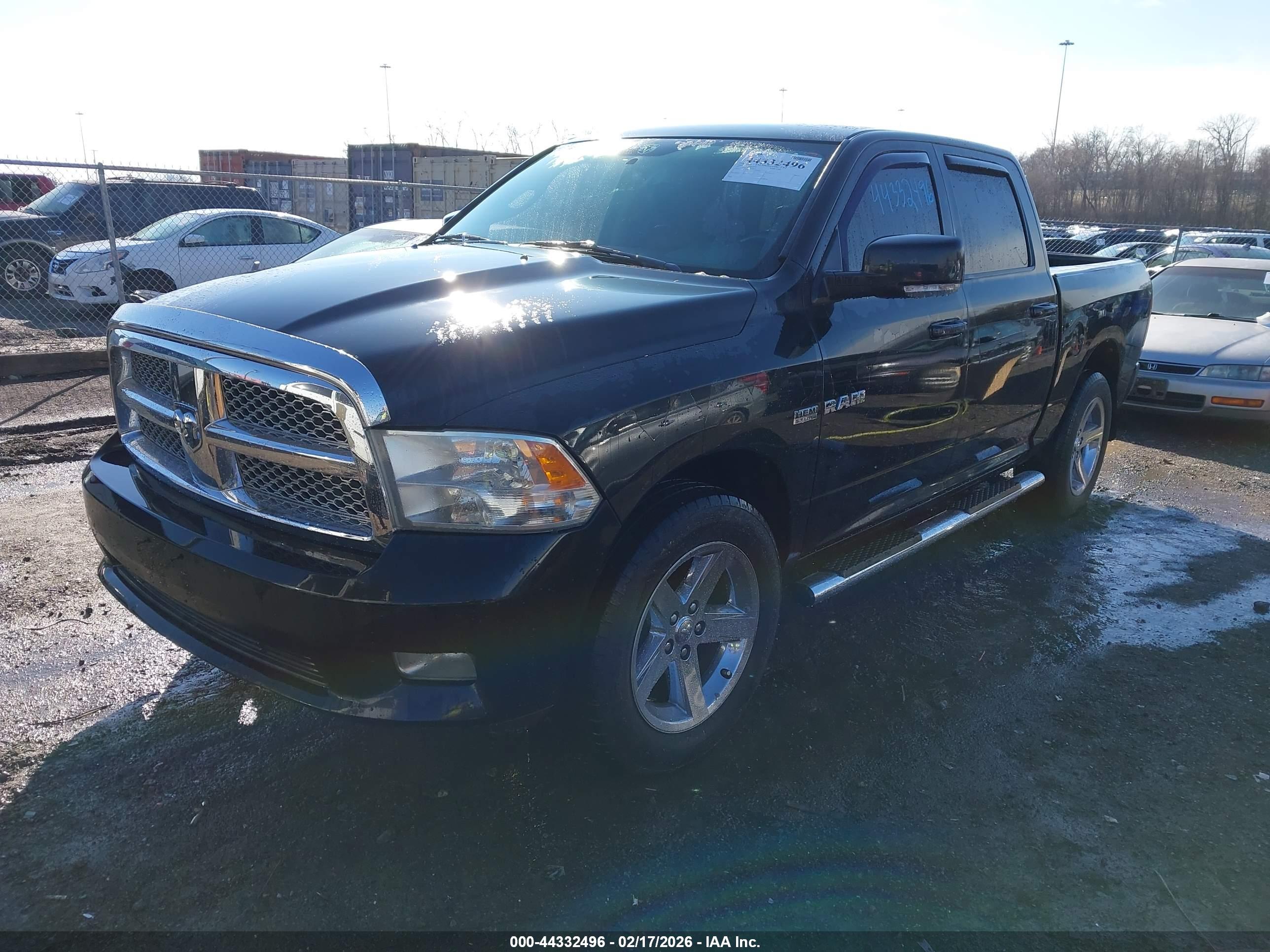 DODGE RAM image 2
