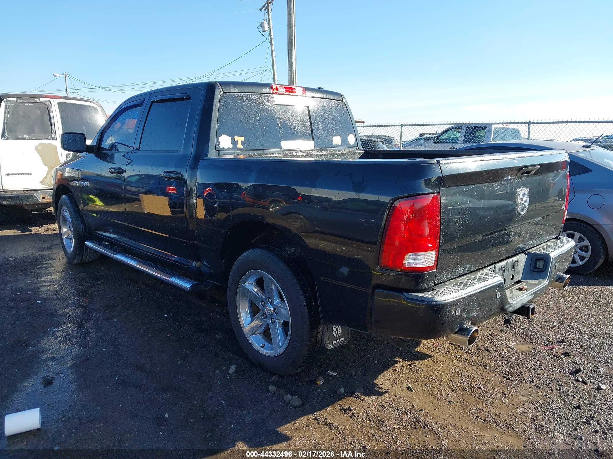 DODGE RAM image 3