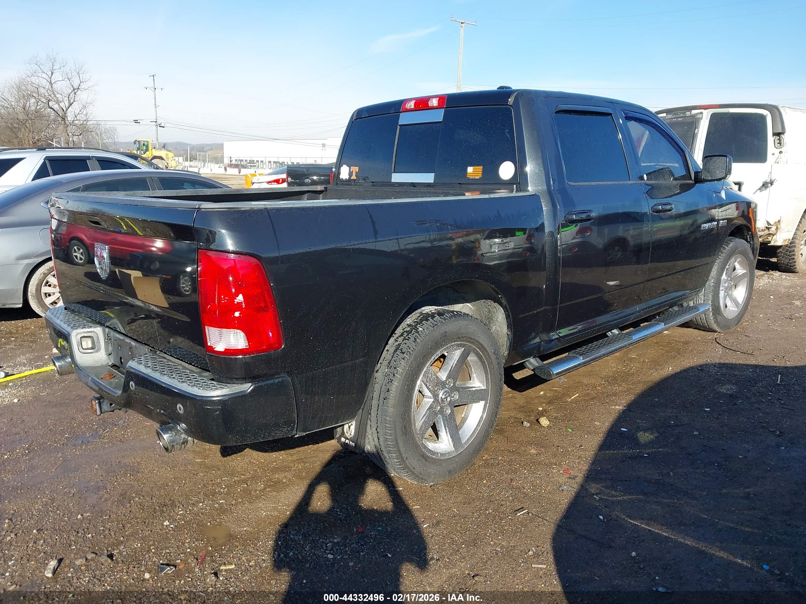 DODGE RAM image 4