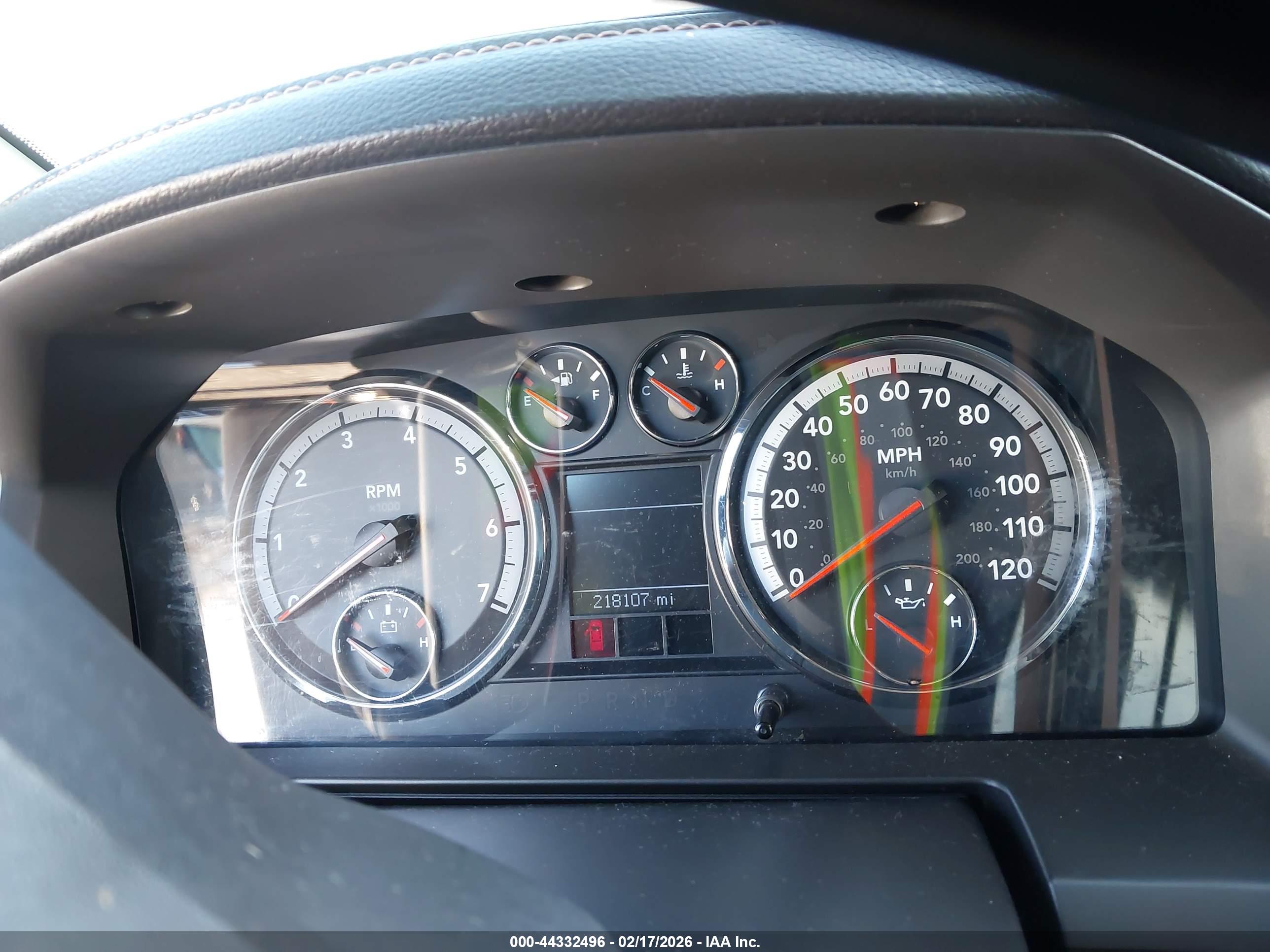 DODGE RAM image 7
